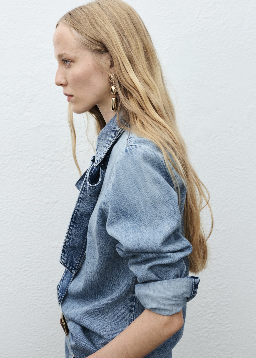 Denim shirt with bow