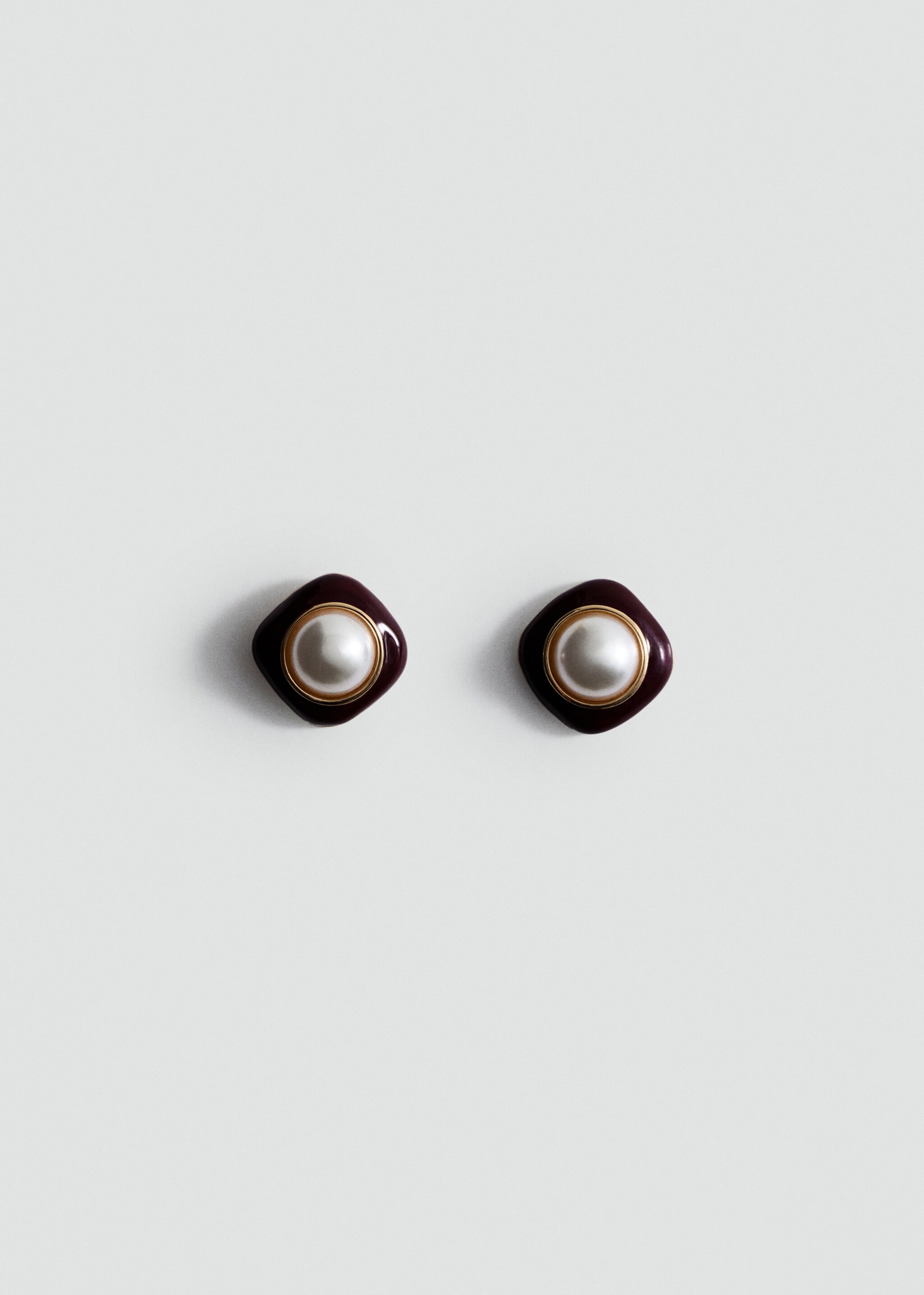 Combined pearl earrings - Article without model, Maroon. Ref: 17054121-00.