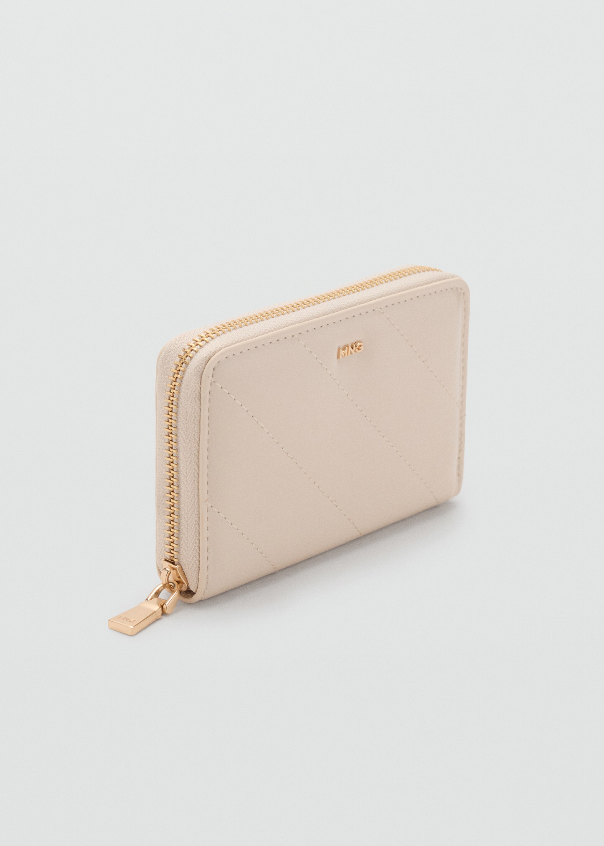 Medium patent leather wallet - Medium plane, Off White. Ref: 17054125-00.