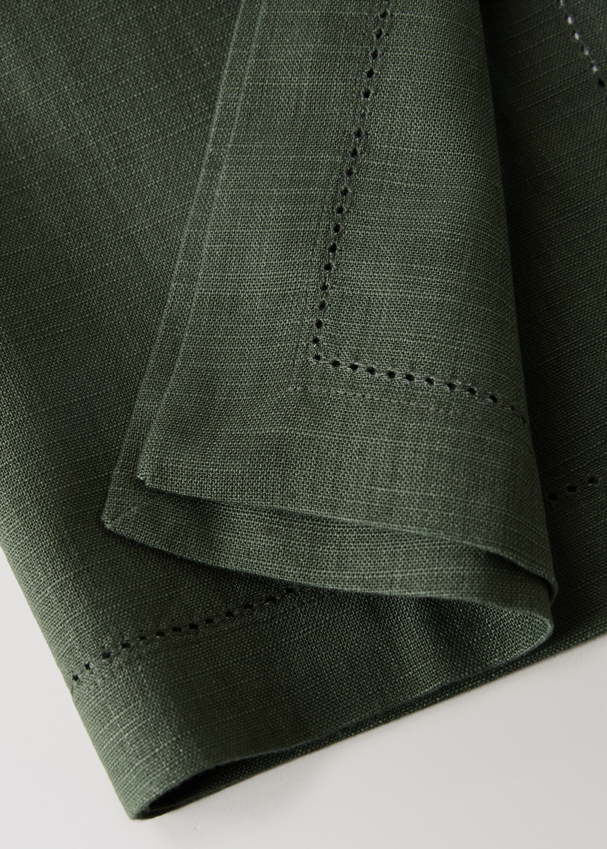 Cotton napkin with hemstitch - Details of the article 2, Green. Ref: 17054129-00.