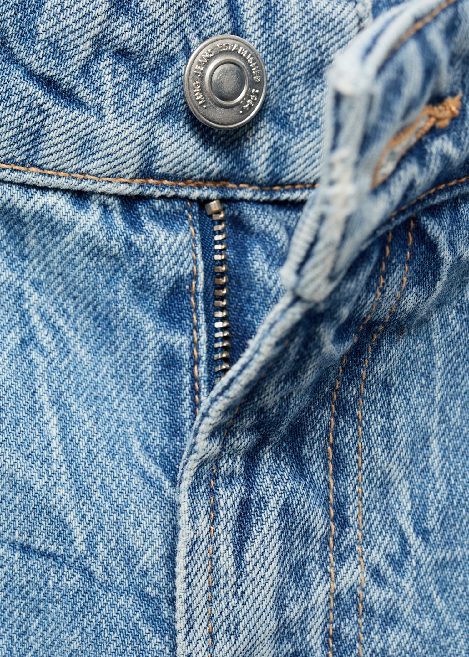 Mid-rise straight jeans - Details of the article 0
