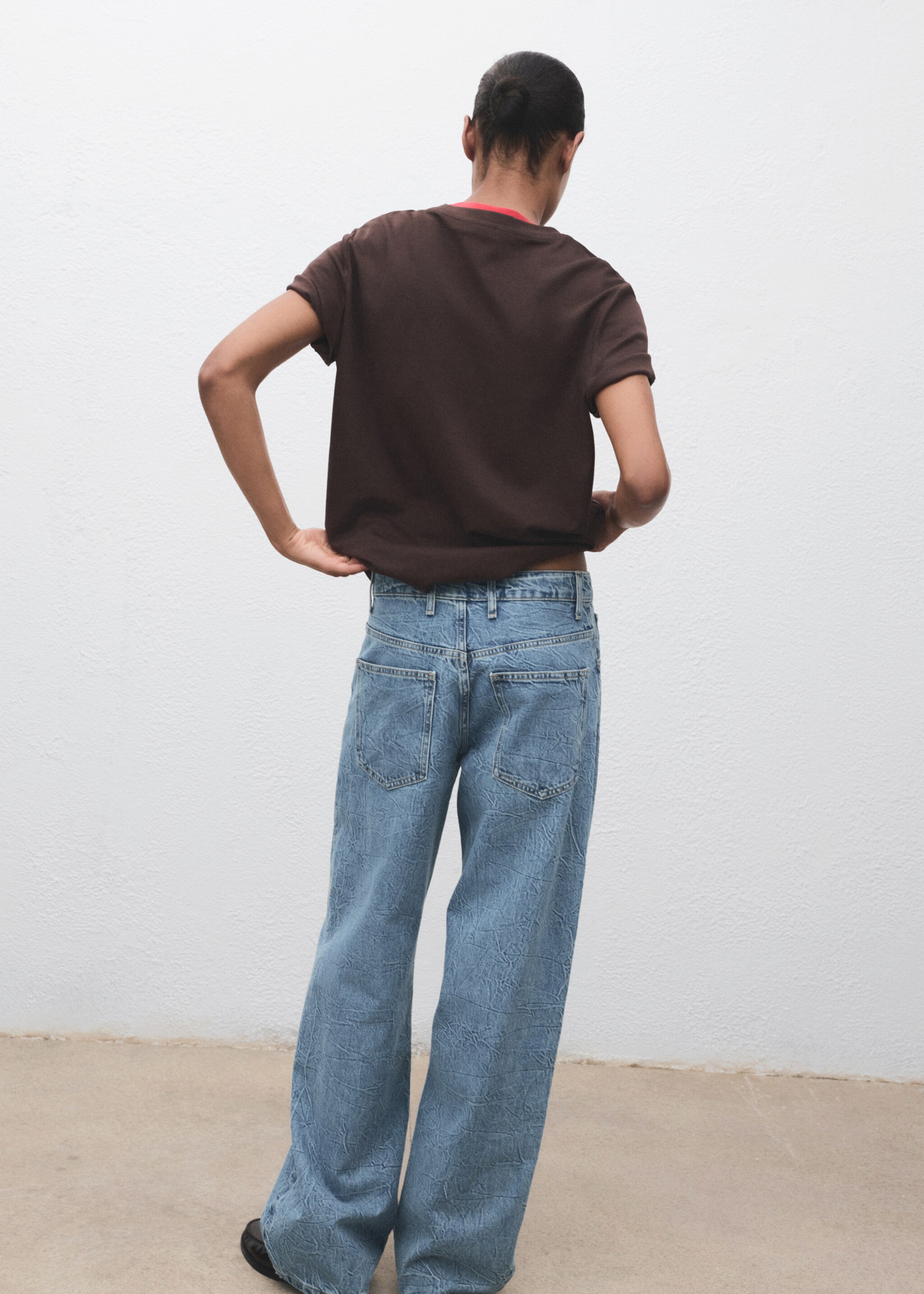 Mid-rise straight jeans - Reverse of the article