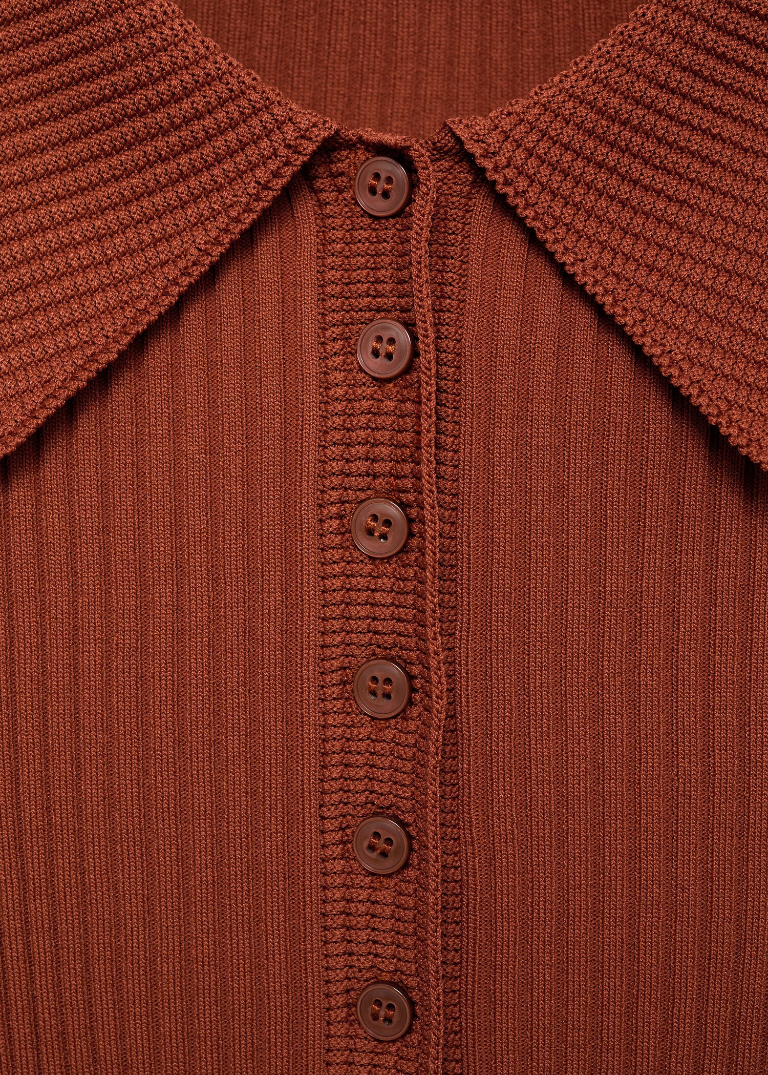 Pull-over côtelé col en V - Détail de l'article 8