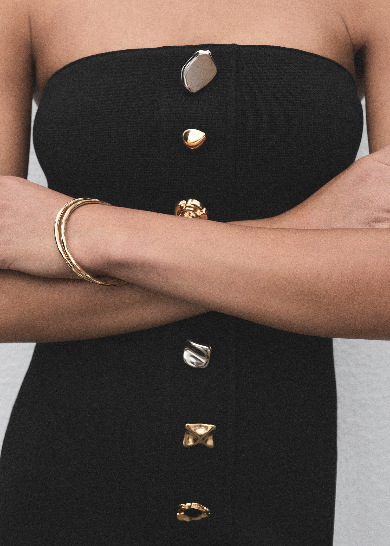 Strapless dress with jewel buttons - Details of the article 6