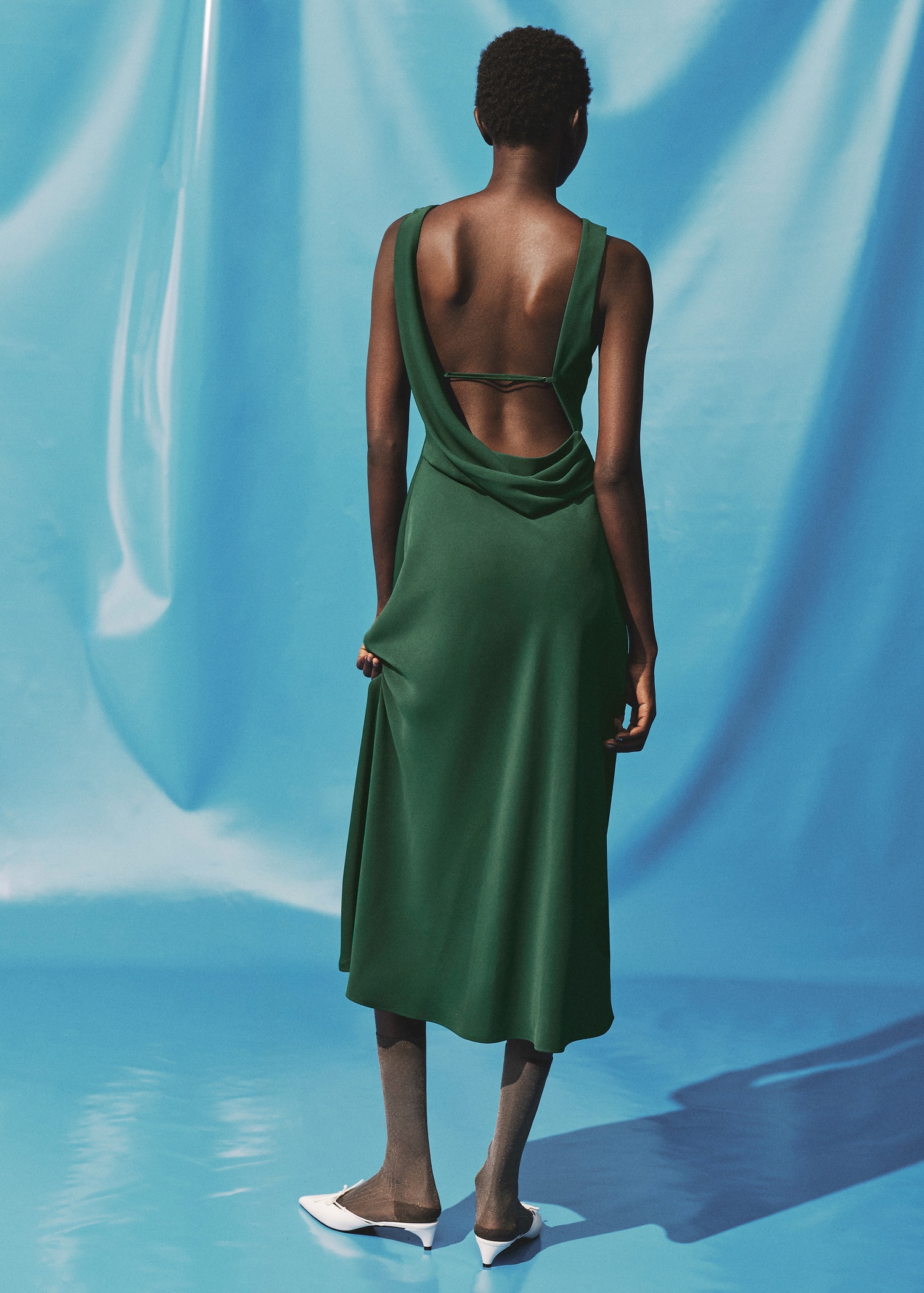 Abiti Cerimonia Mango Vestito Verde Lungo Mango Midi-Dress With Open Back Green 10 Woman Abiti Cerimonia Mango Vestito Verde Lungo Mango Midi-Dress With Open Back Green 10 Woman