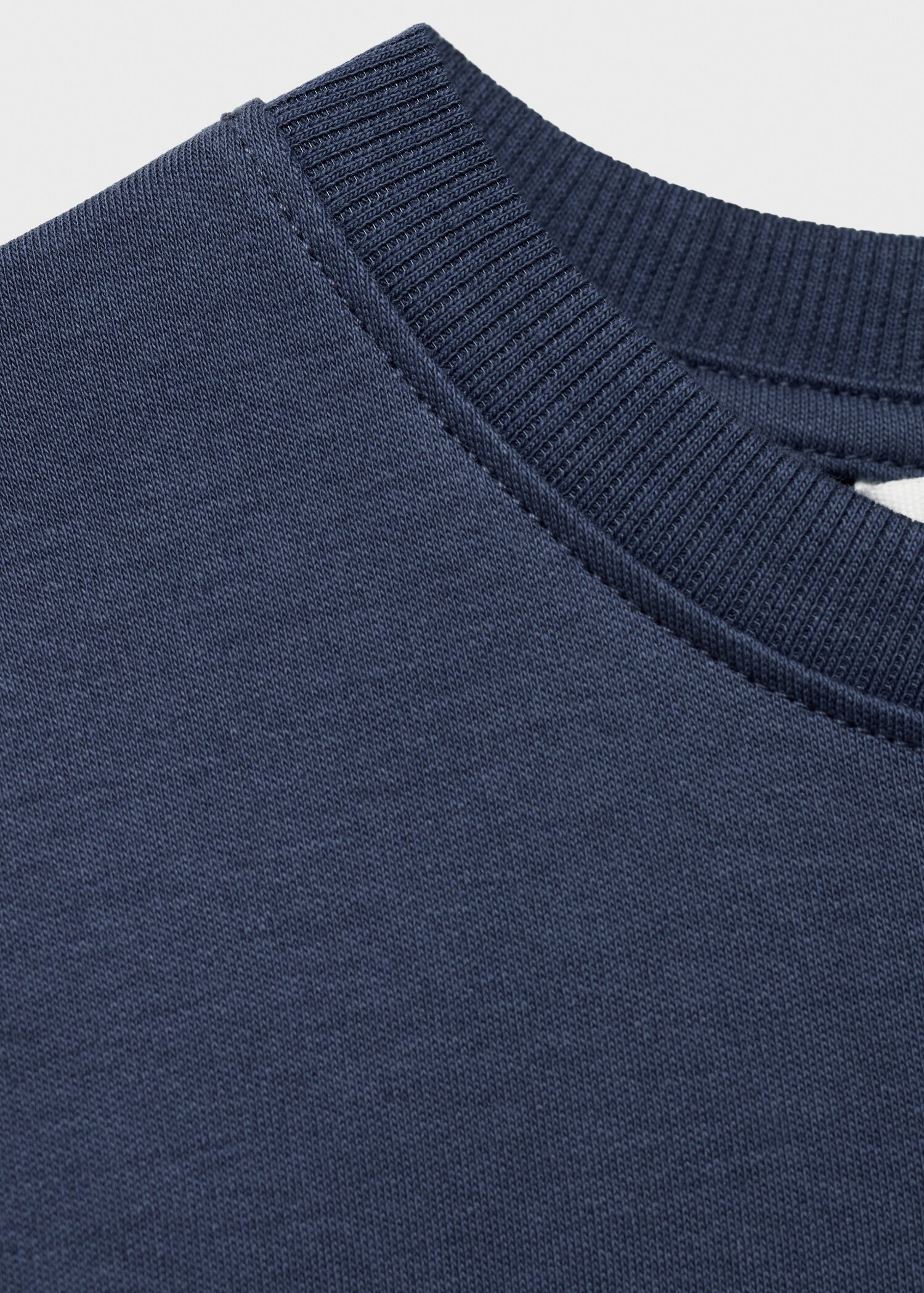 T-shirt with pocket seam - Details of the article 0