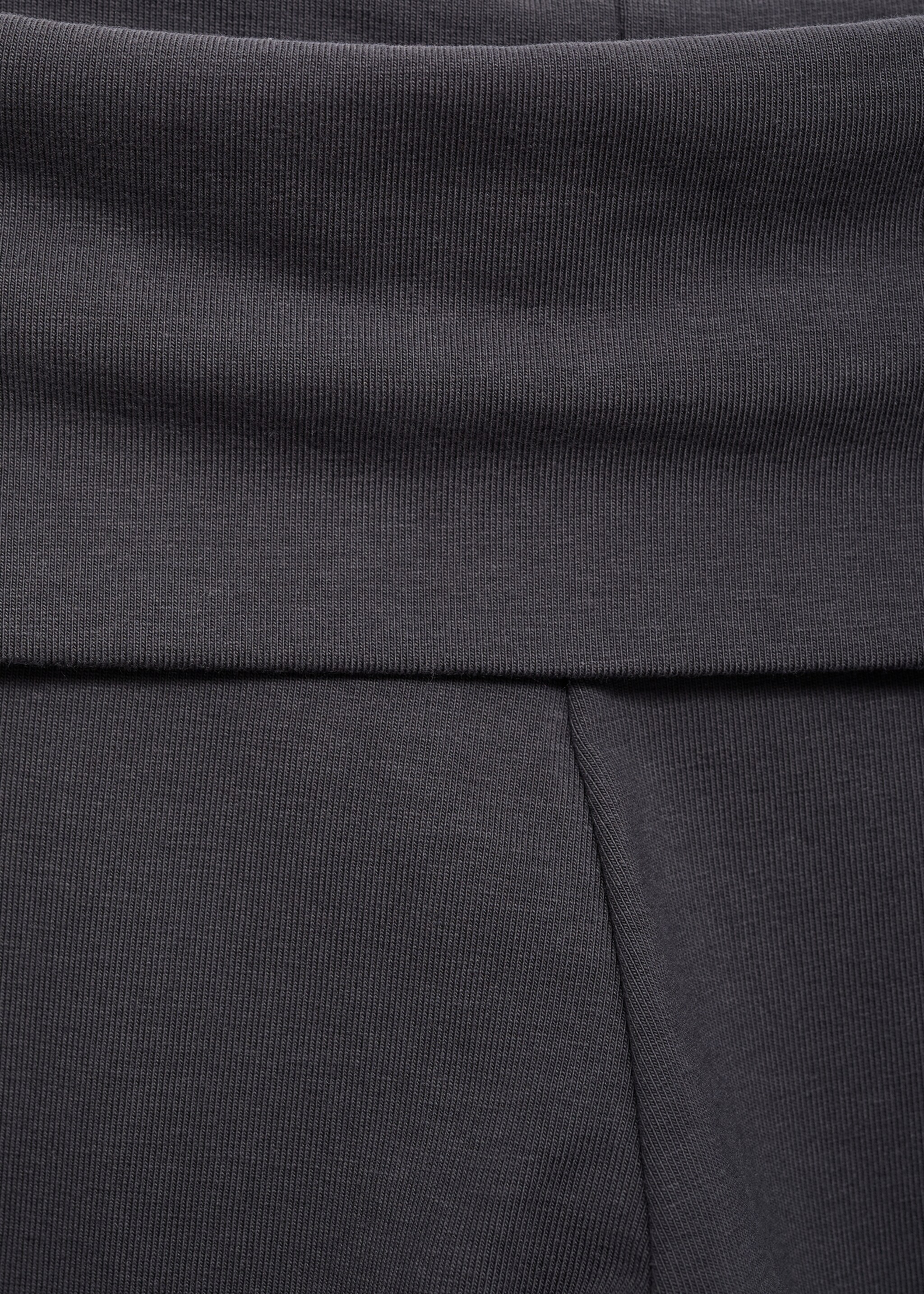 Legging flare - Détail de l'article 8, Gris anthracite. Ref: 17054420-00.