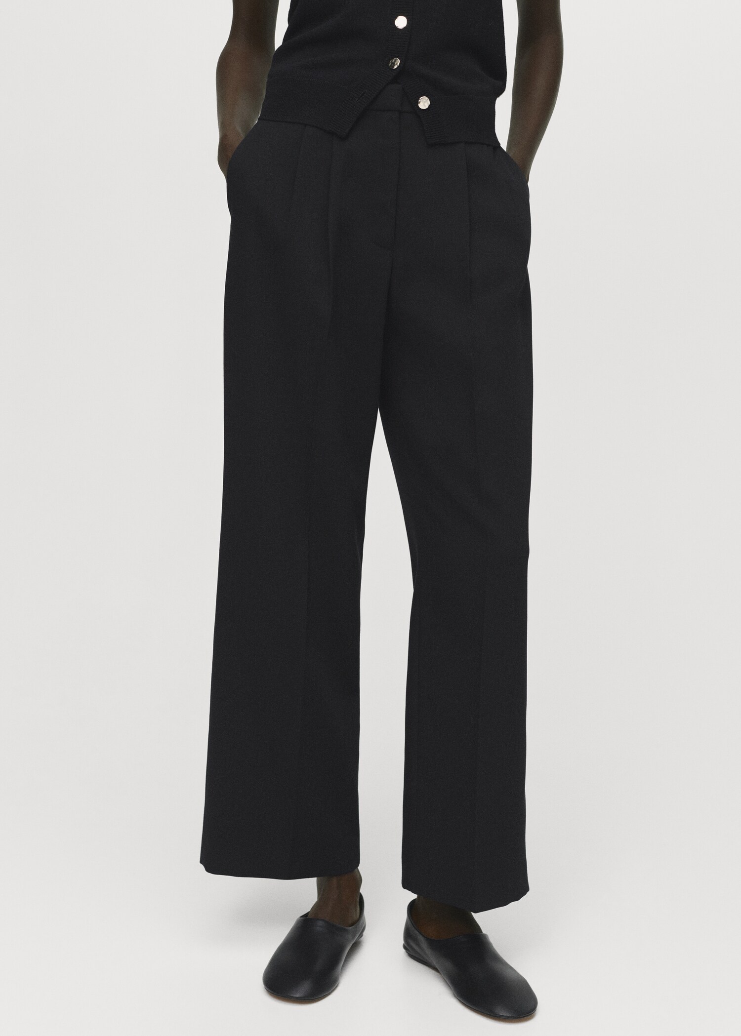 Pantalón recto pinzas - Plano medio