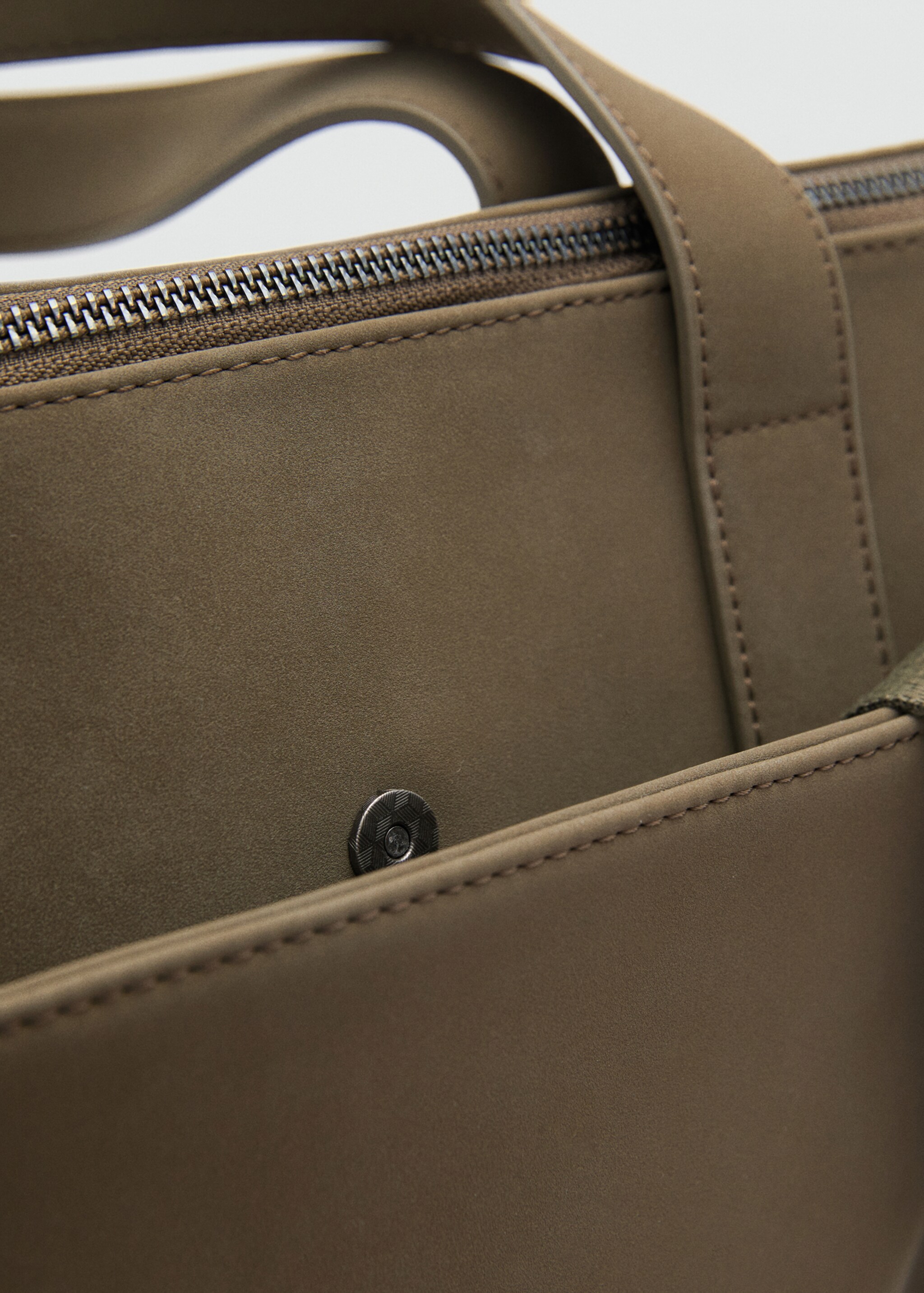 Multi-functional backpack with pockets - Details of the article 2, Khaki. Ref: 17054425-00.