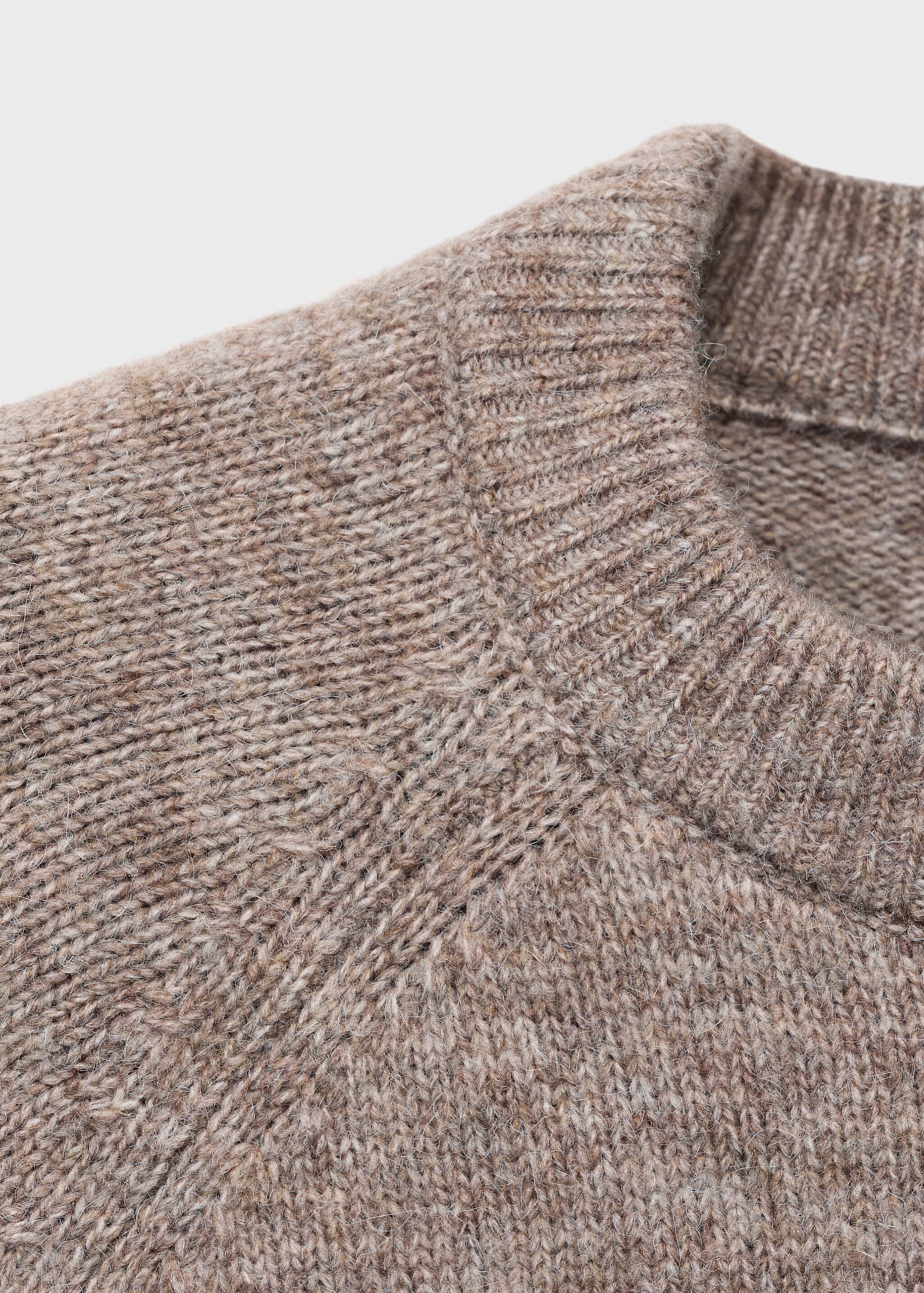 Marbled knitted sweater - Details of the article 0, Cognac. Ref: 17054429-00.