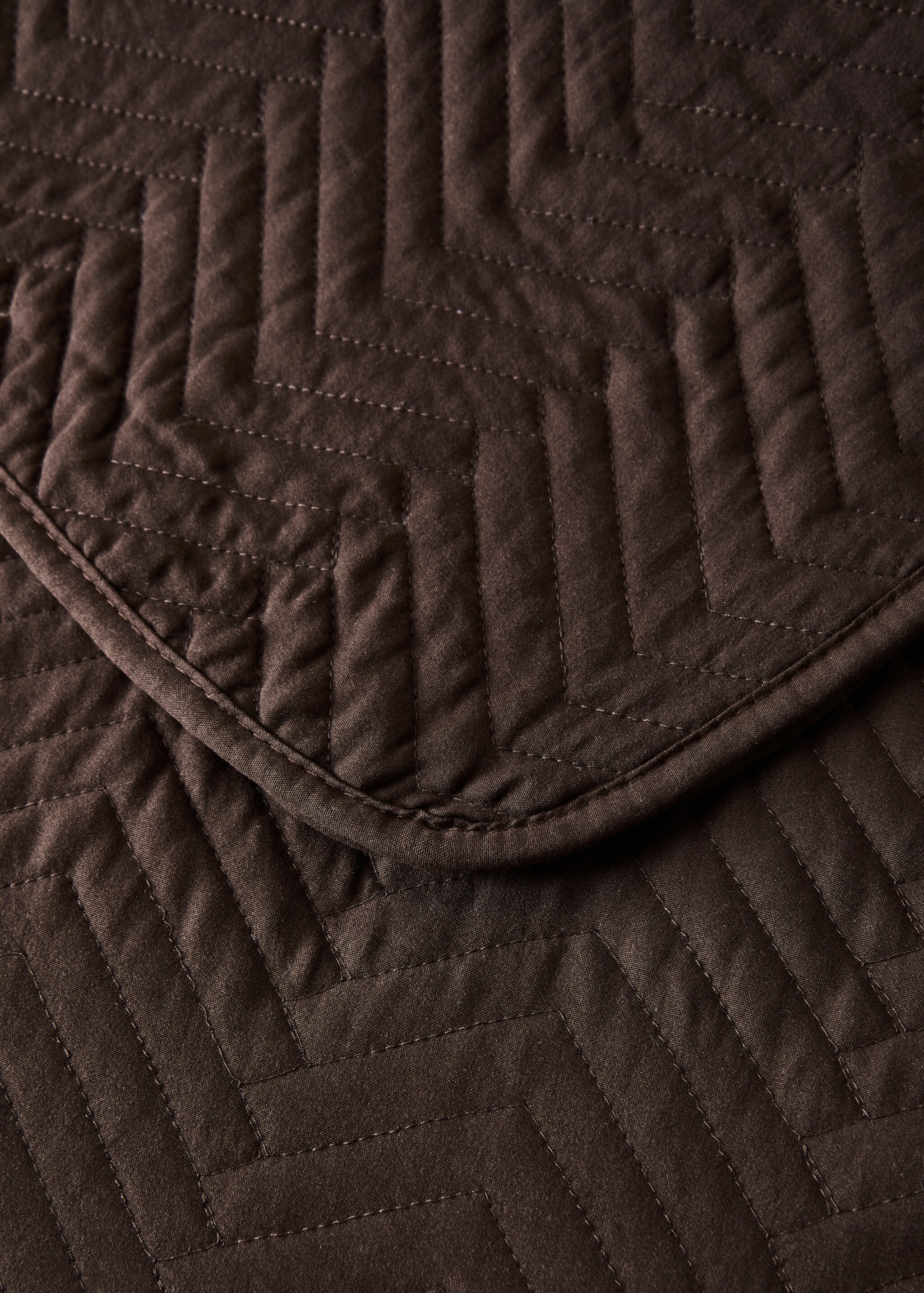Soft-touch microfiber duvet with herringbone pattern Single bed - Detaljer om artikeln 1, Brun. Ref: 17054431-00.