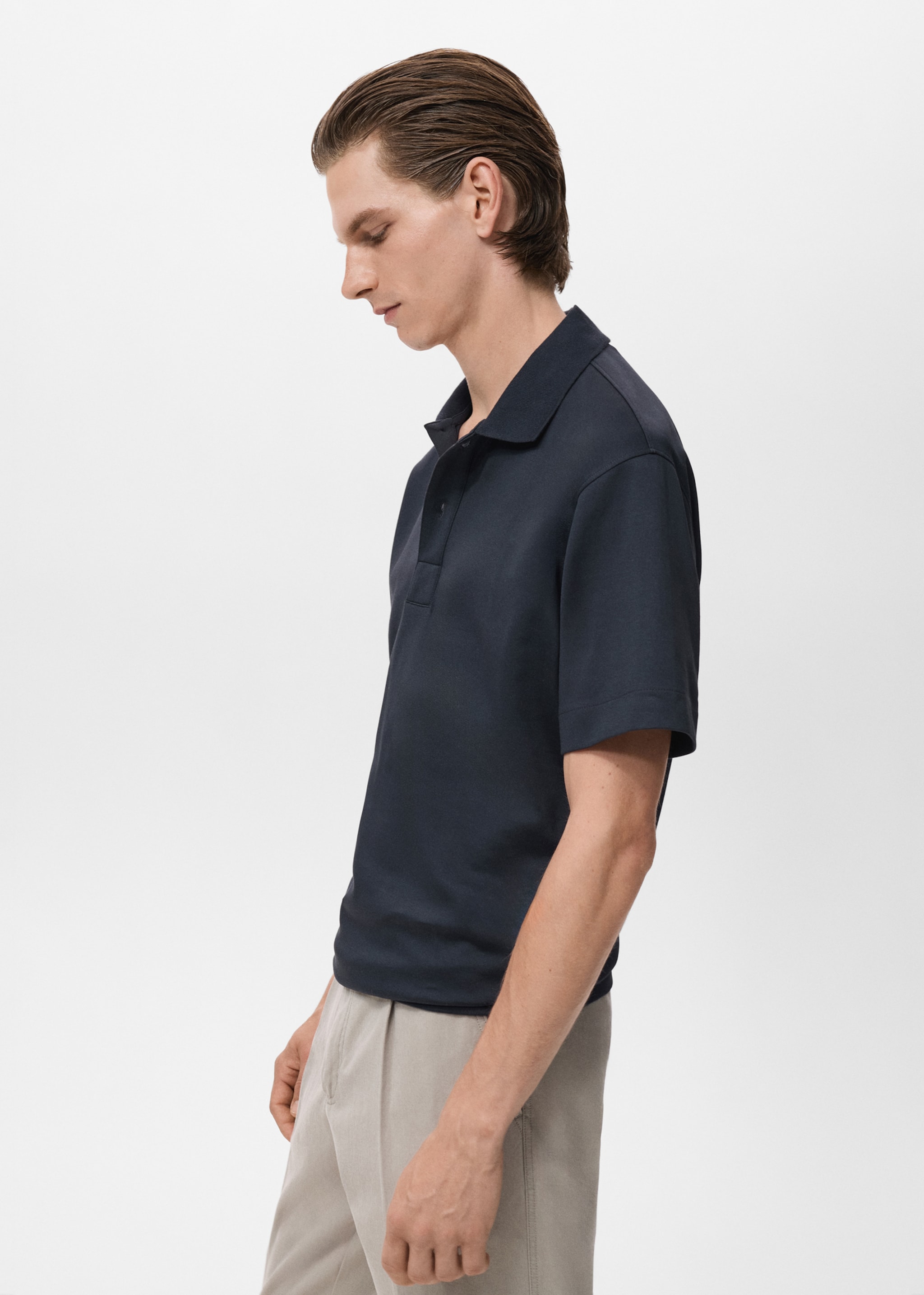 Relaxed-fit cotton polo - Details of the article 2, Navy. Ref: 17054432-00.