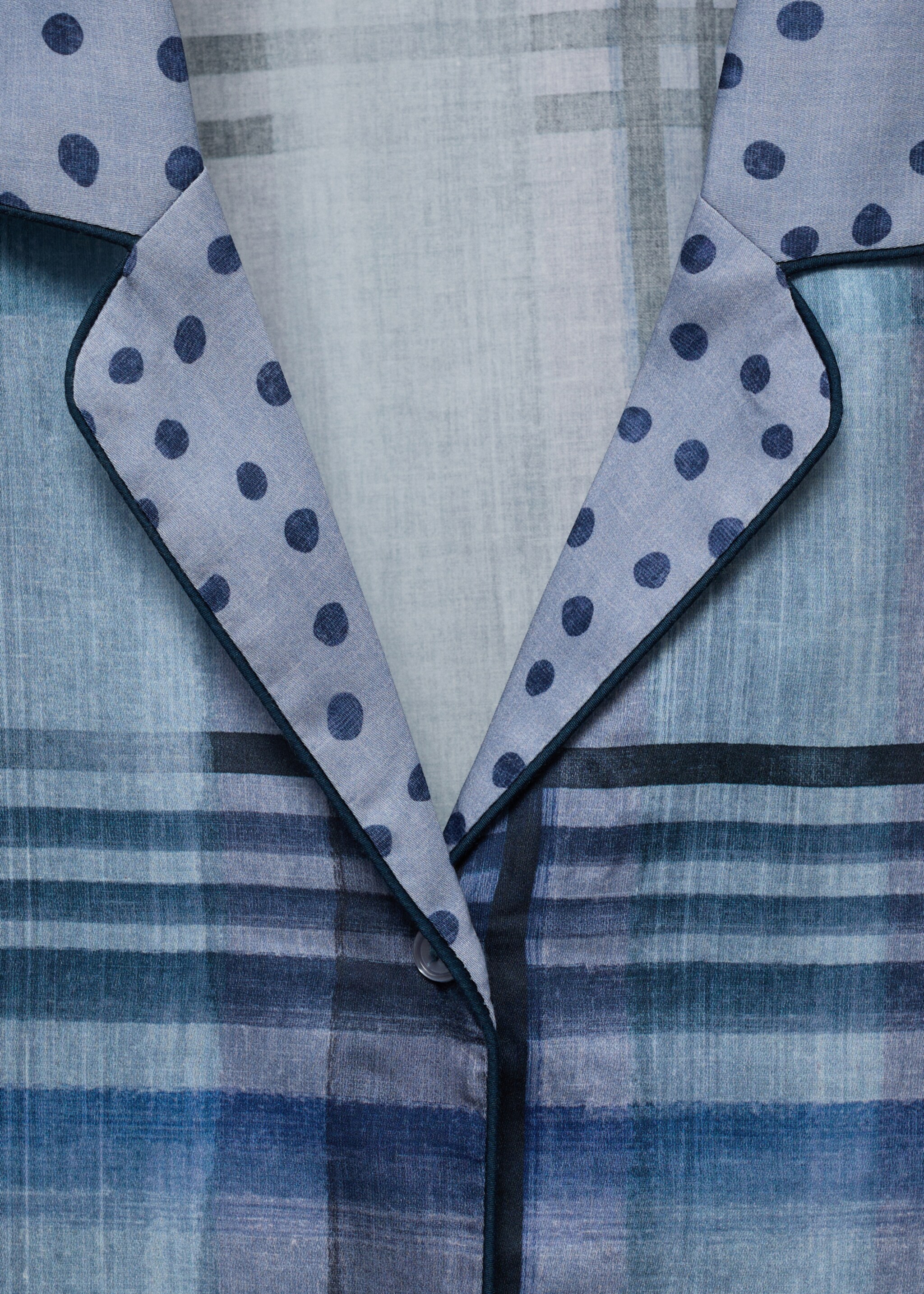 Printed pyjama shirt with piping - Details of the article 8, Ink Blue. Ref: 17054437-00.