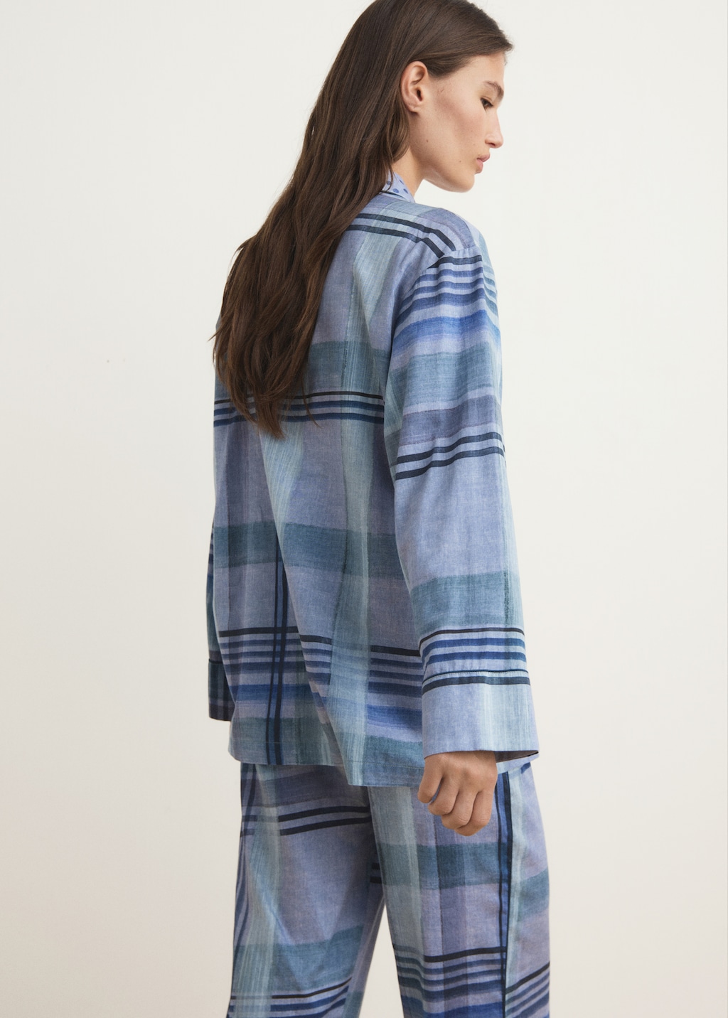 Printed pajama shirt with piping