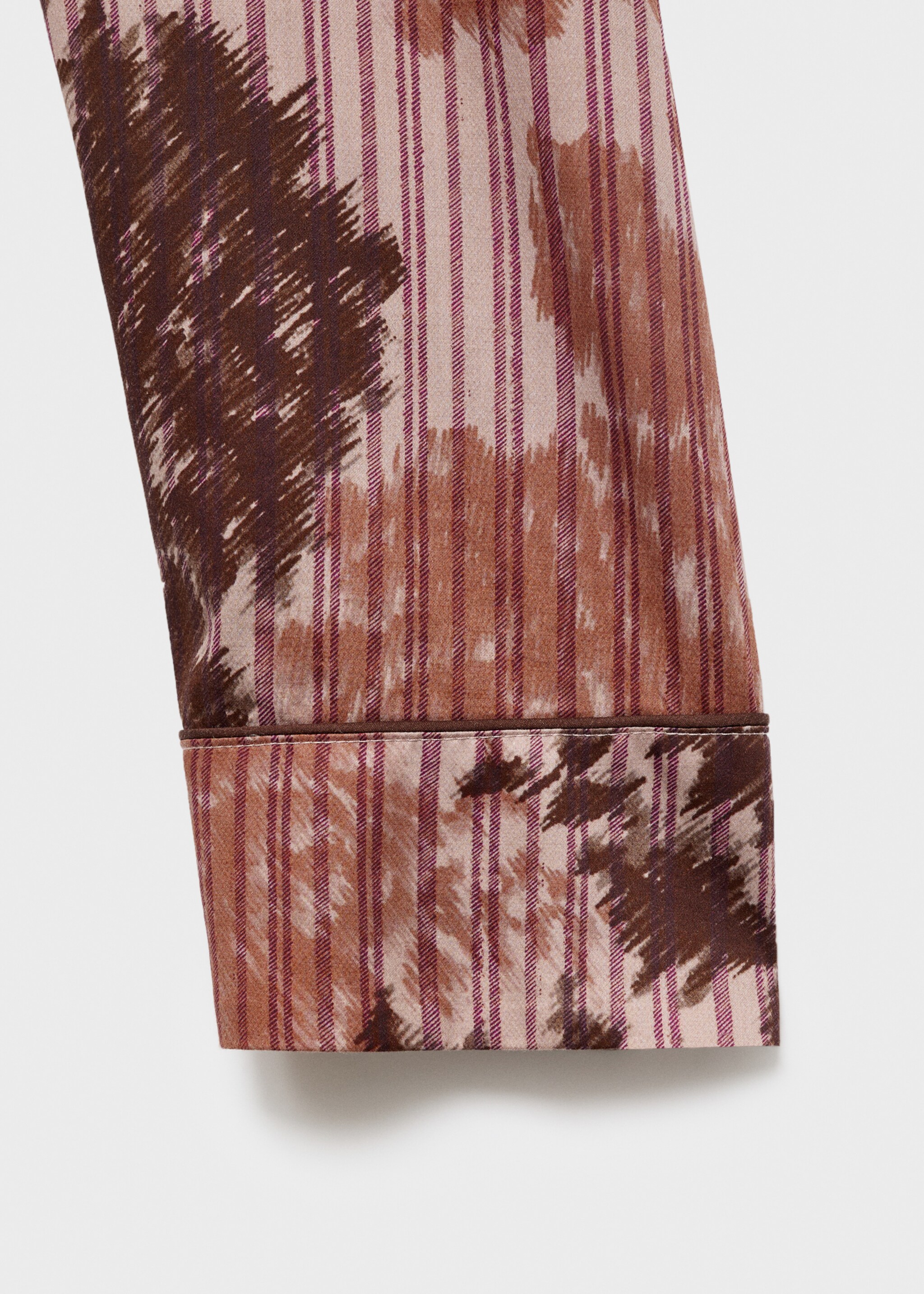 Pyjama shirt with blurred print - Details of the article 0, Brown. Ref: 17054438-00.