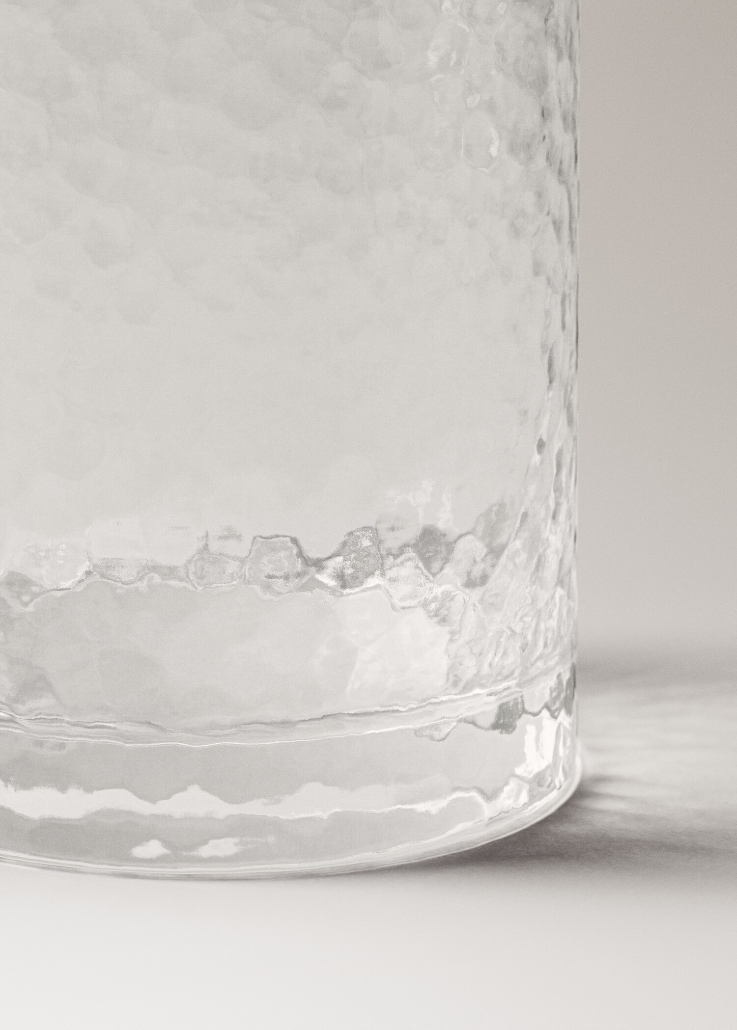 Hammered glass cup - Detail van het artikel 1