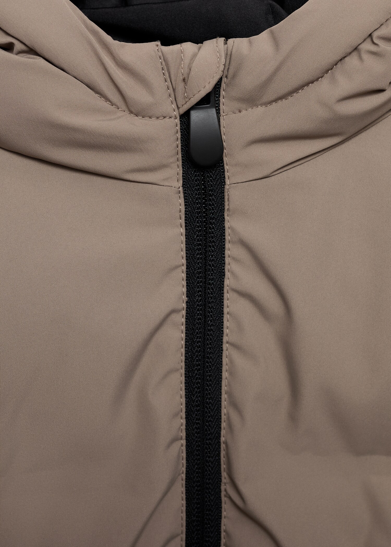 Anorak afrilong - Details of the article 8