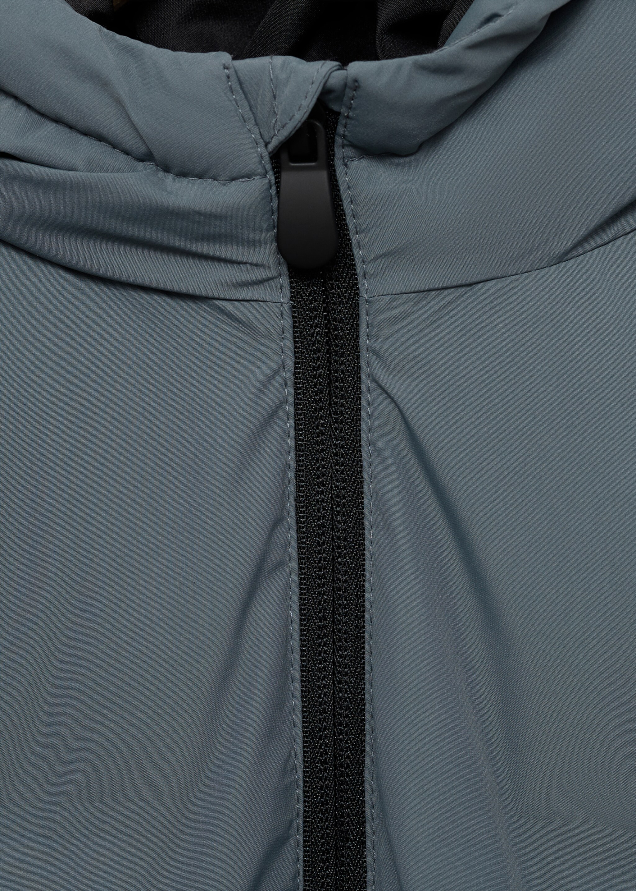 Anorak afrilong - Details of the article 8, Blue. Ref: 17054773-00.