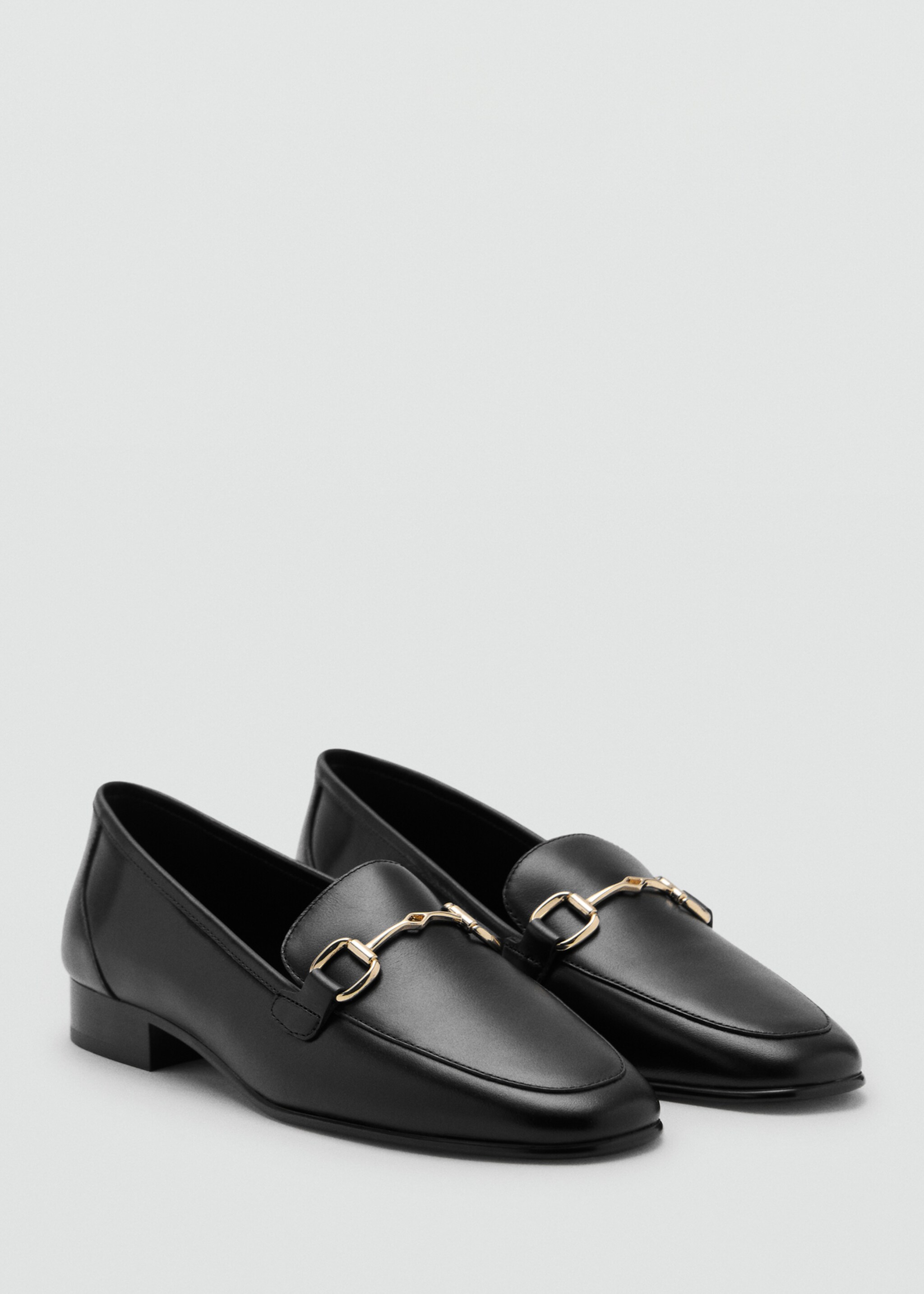 Buckle leather moccasins - Medium plane, Black. Ref: 17054783-00.