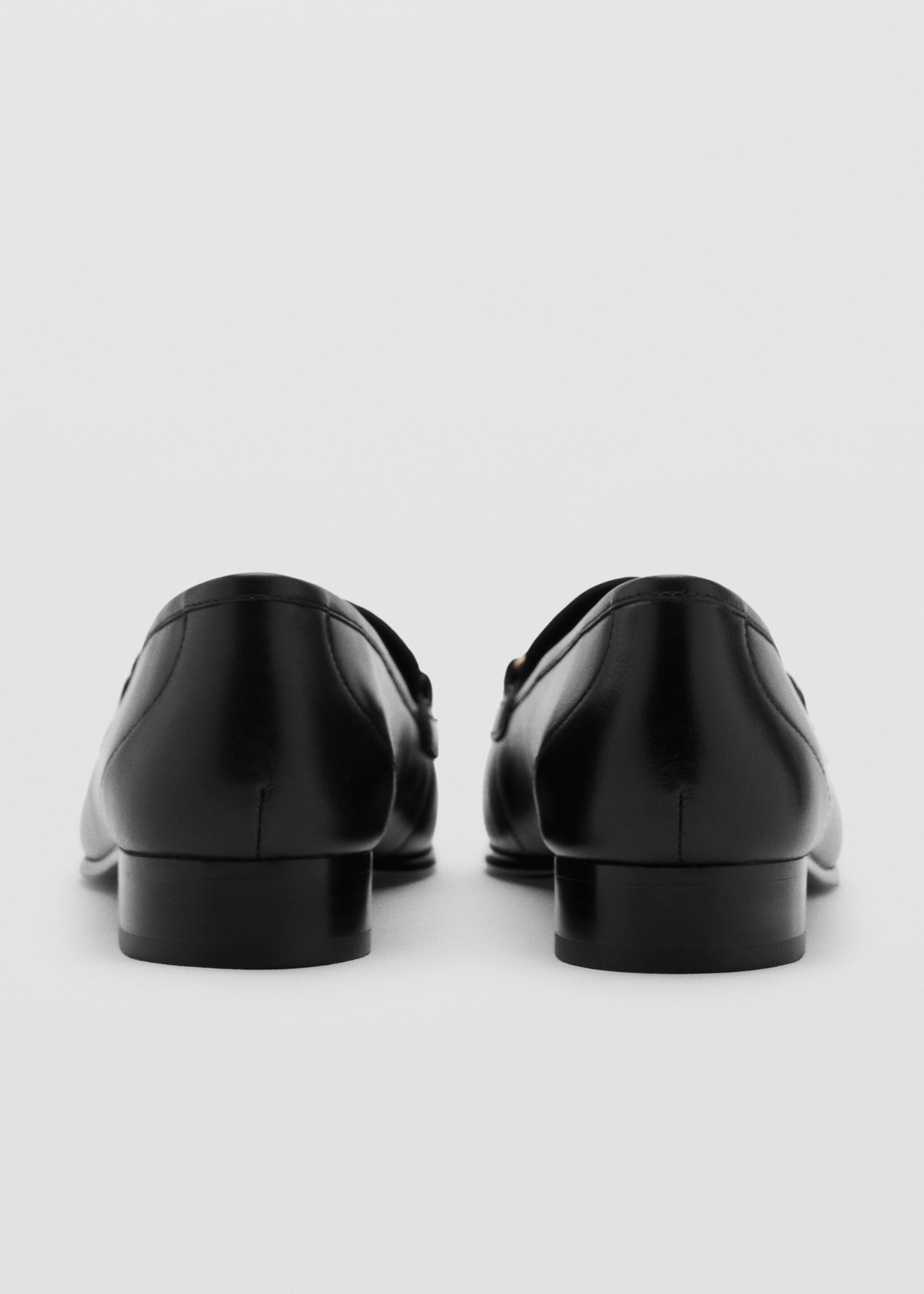 Buckle leather moccasins - Details of the article 1, Black. Ref: 17054783-00.