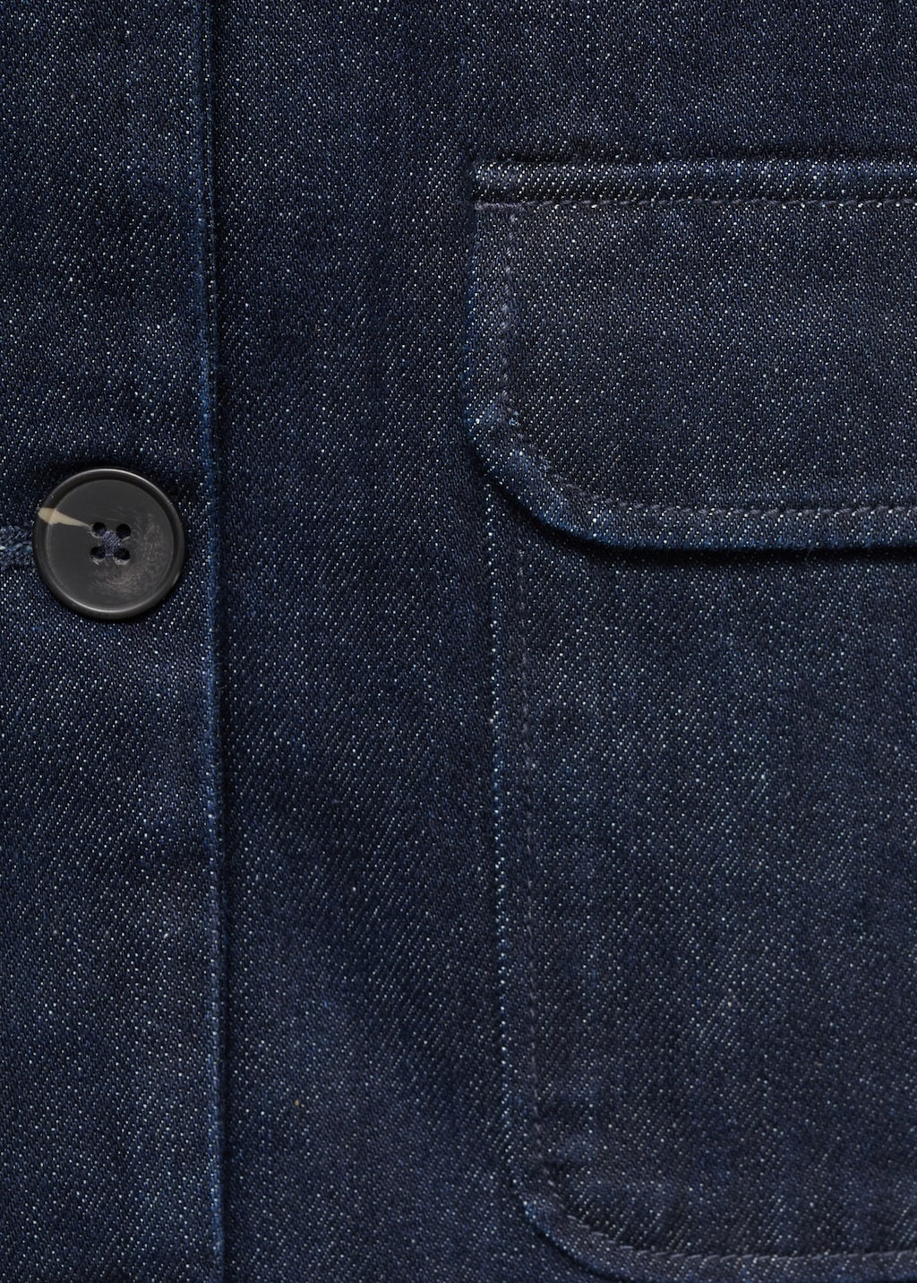 Denim jacket with pockets