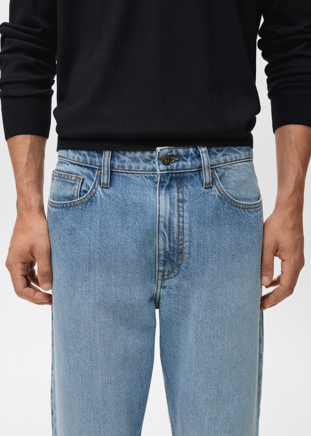 Sammy cropped carrot-fit jeans - Men | MANGO USA