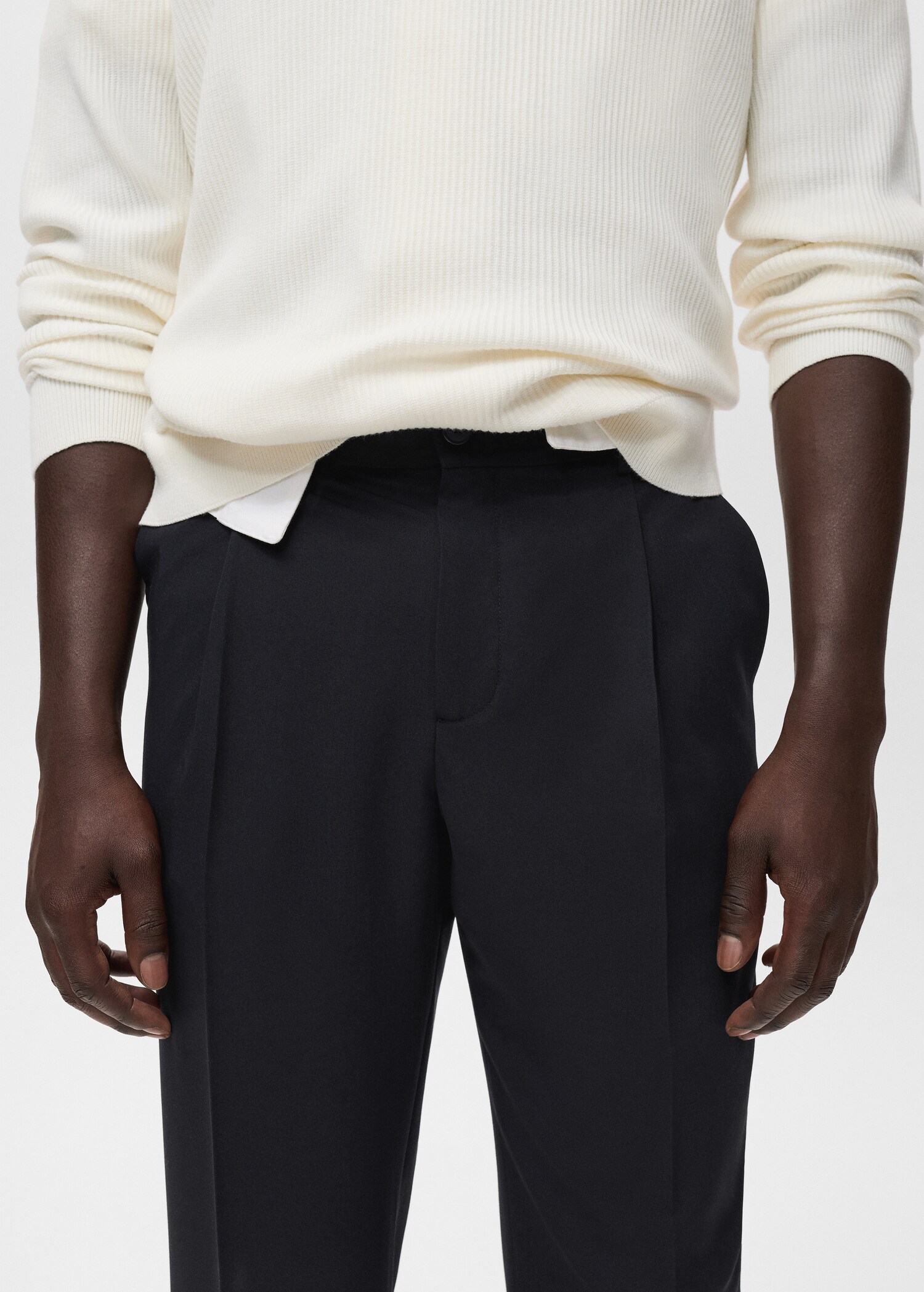 Fluid straight-leg pants - Детальніше про товар 1