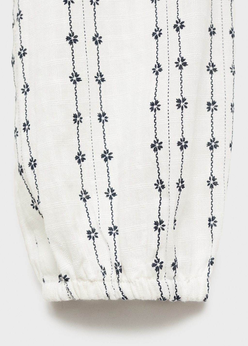 Babydoll collar blouse