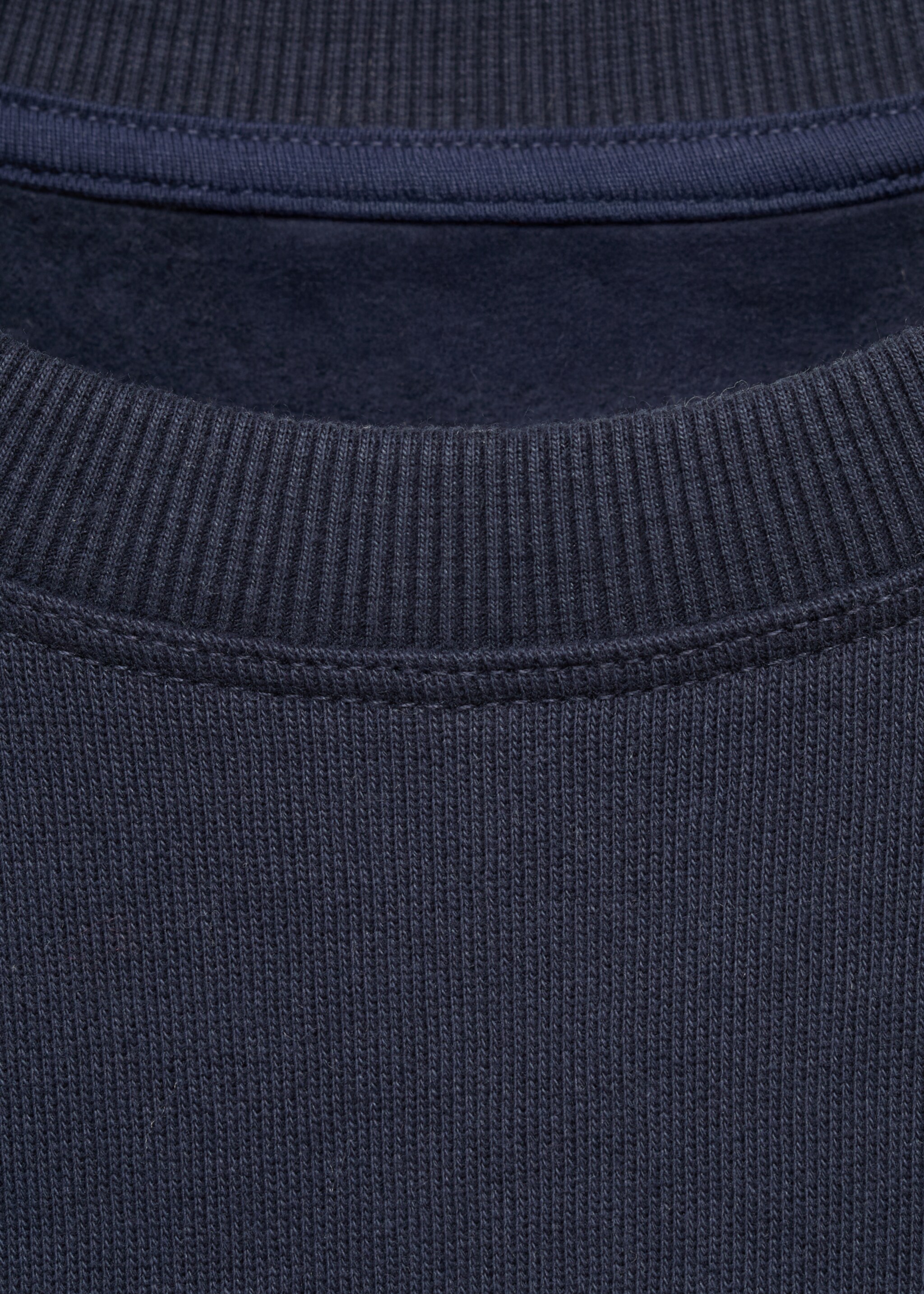 Printed embroidered sweatshirt - Details of the article 0, Navy. Ref: 17055161-00.