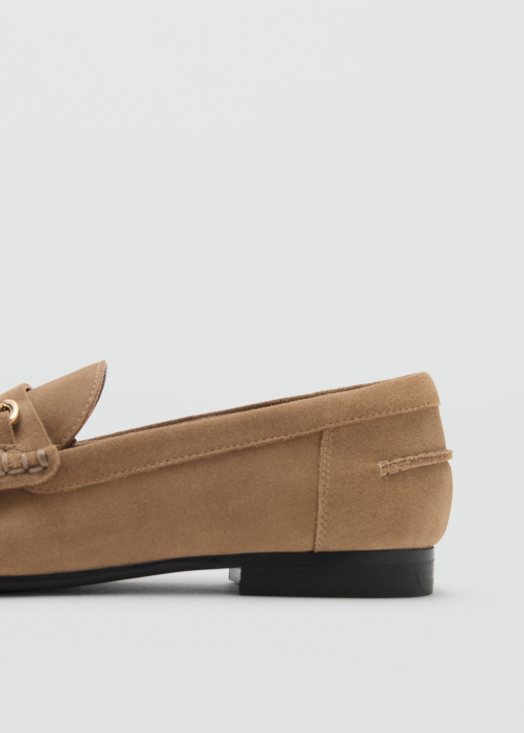 Suede moccasins with buckle