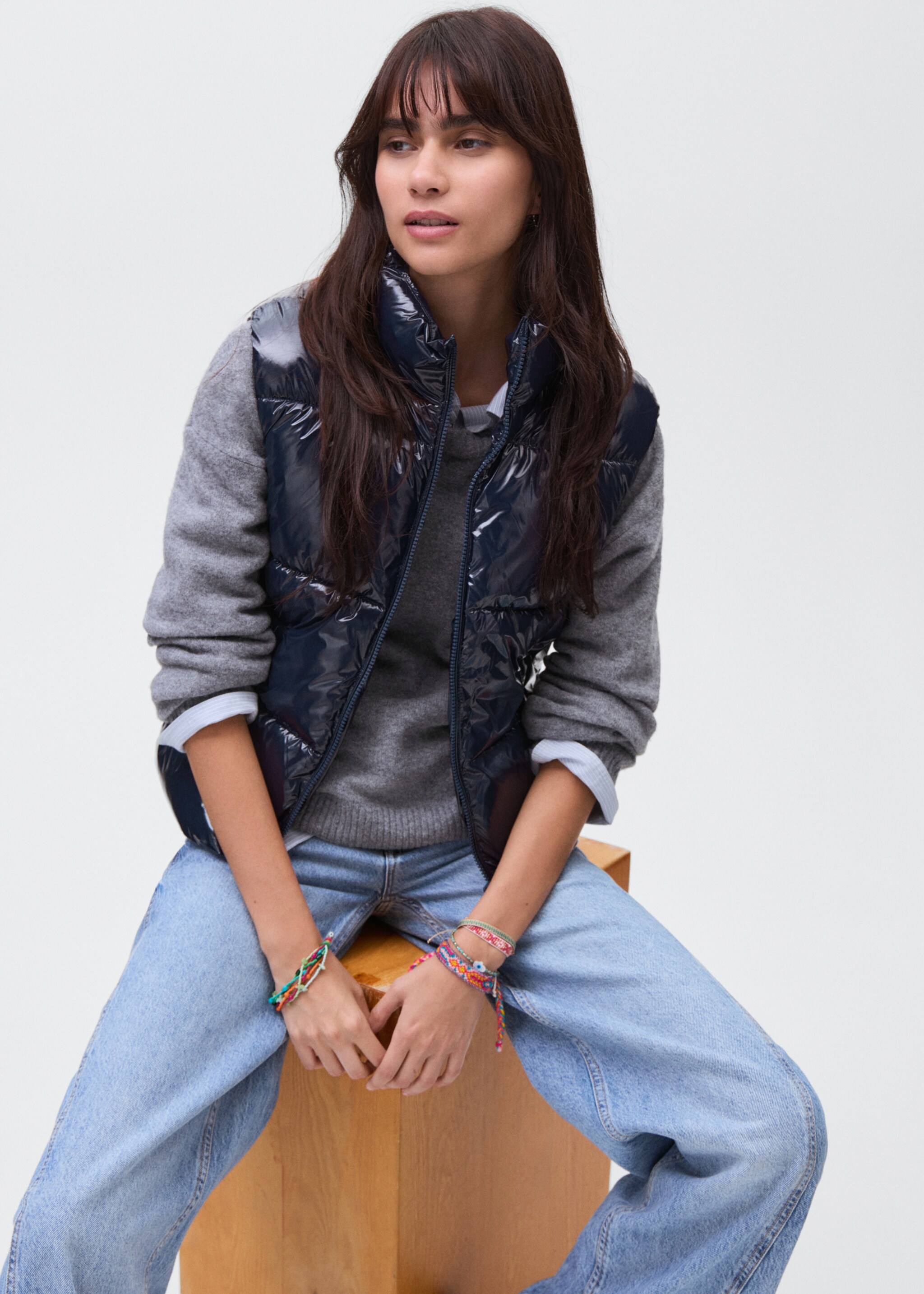 Shiny quilted gilet - Details of the article 2, Navy. Ref: 17055784-00.
