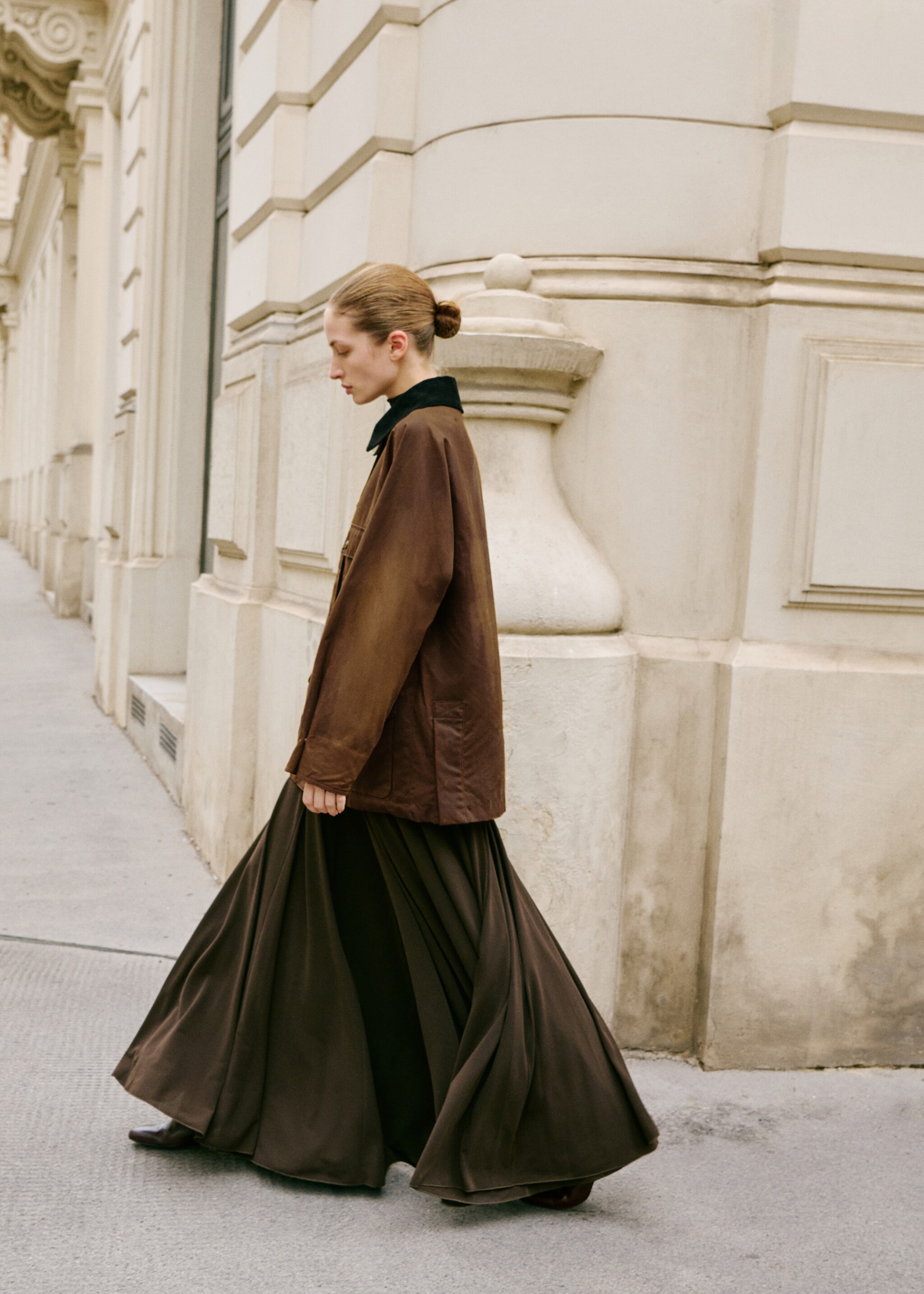 Waxed-effect parka with corduroy collar - Medium plane, Tobacco Brown. Ref: 17055790-00.