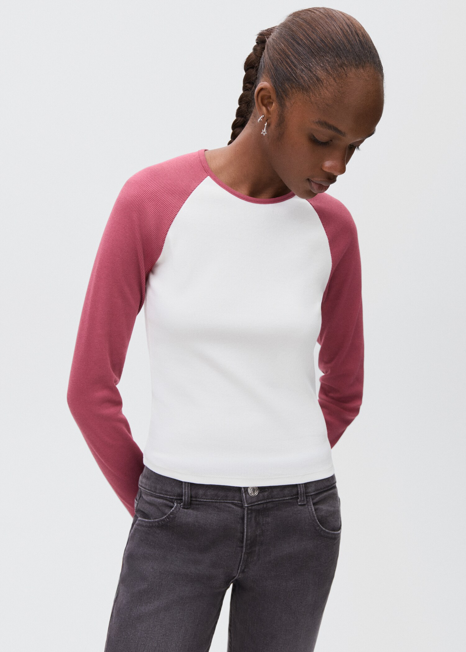 T-shirt bicolore - Plan moyen