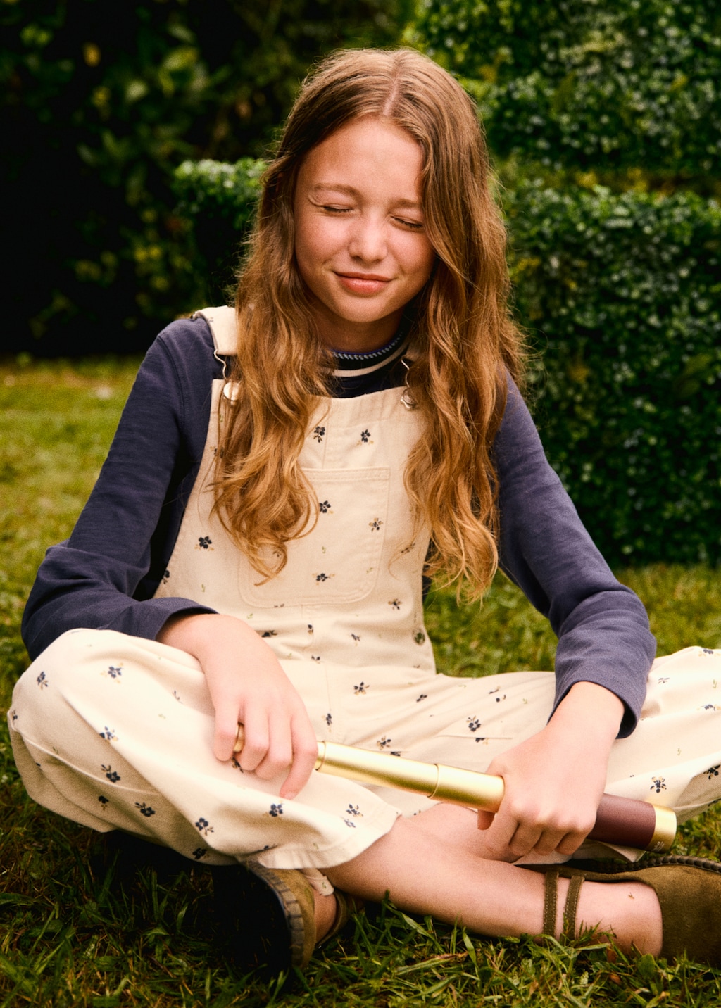 Floral print dungarees