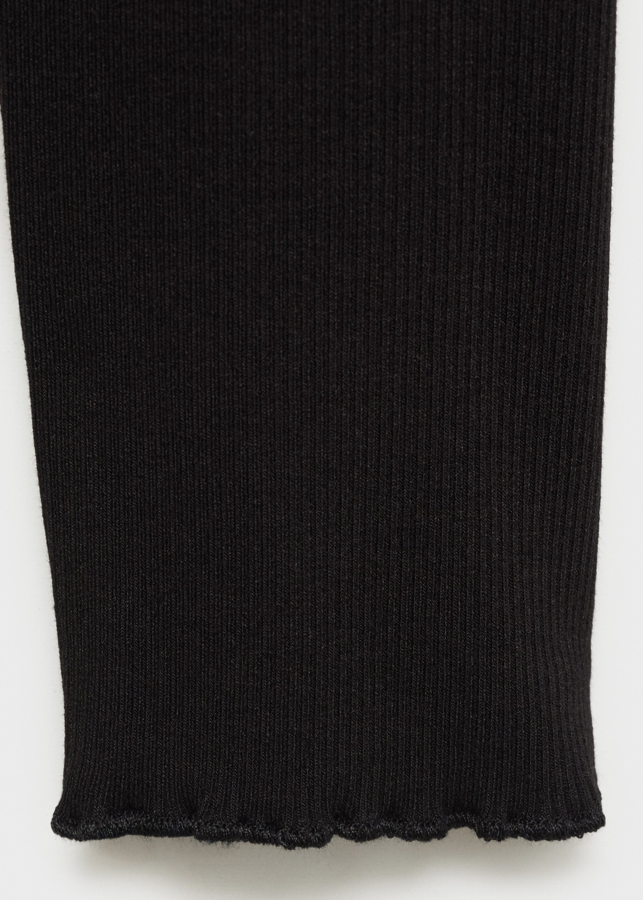 Ribbed T-shirt with scalloped finishes - Details of the article 0, Black. Ref: 17055798-00.