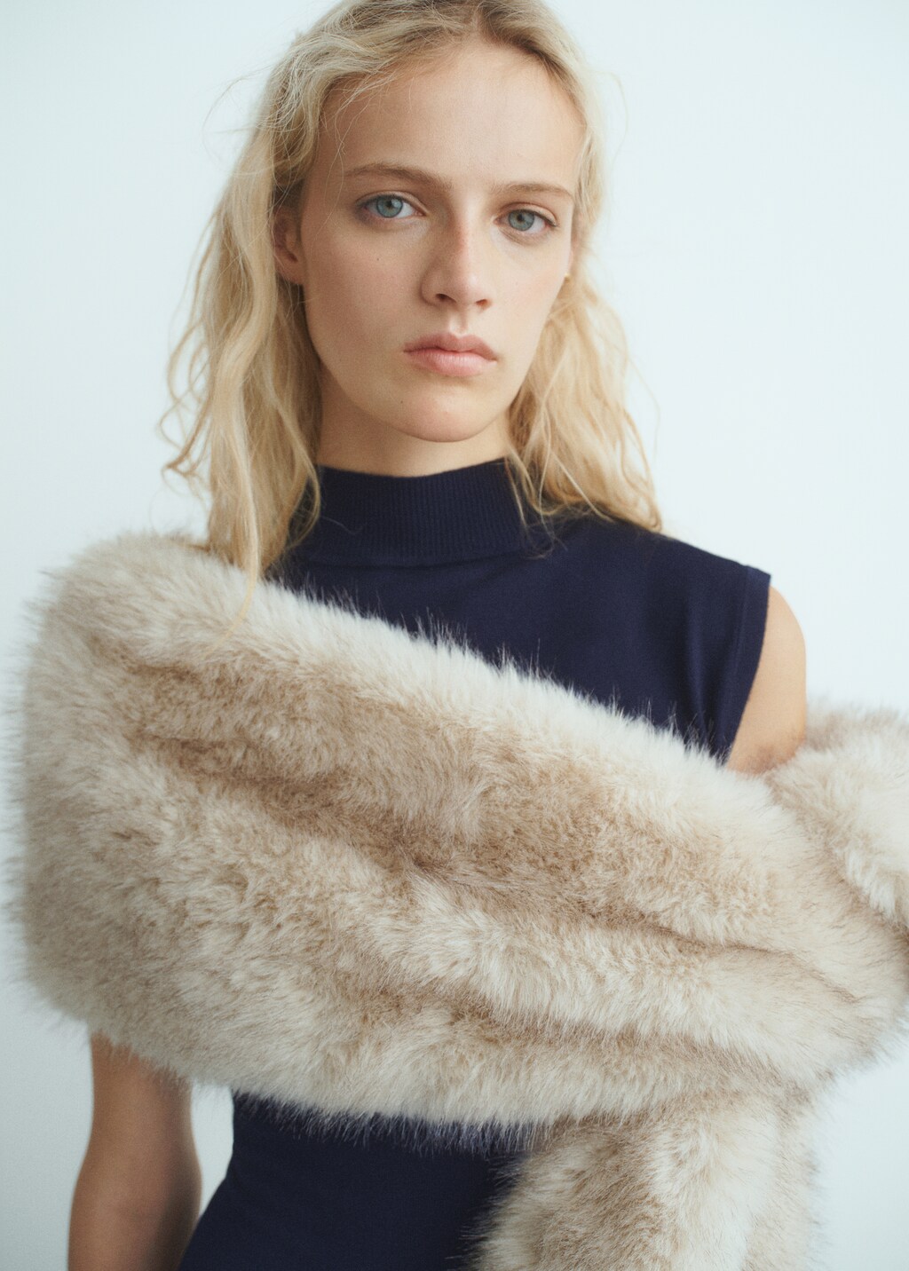 Perkins-neck knitted dress - image 4
