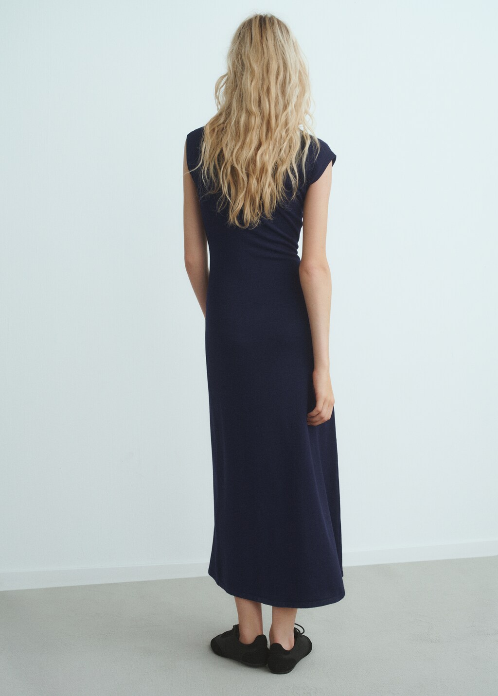 Perkins-neck knitted dress - image 3