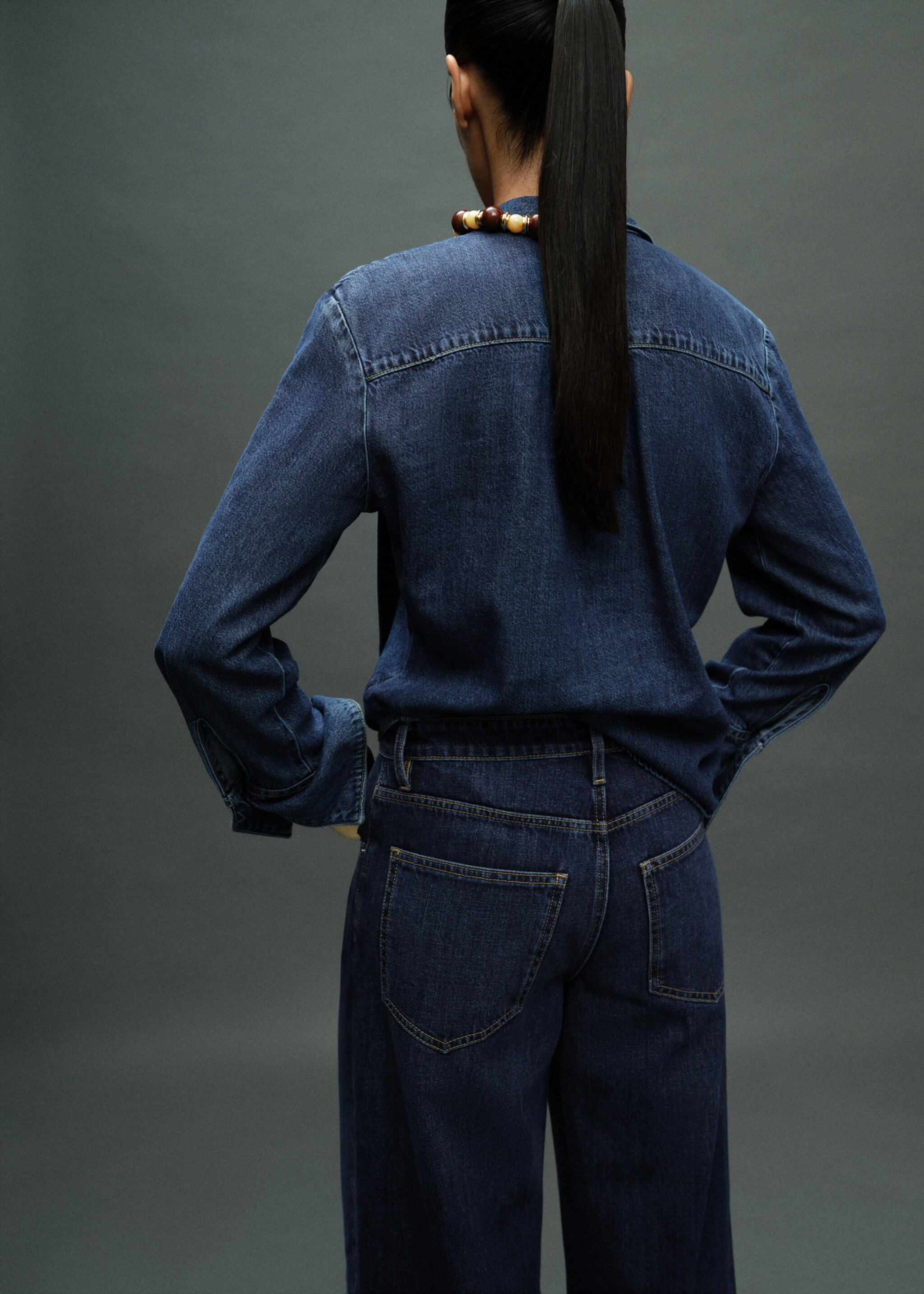 Denim shirt with bow - Reverse of the article, Dark Blue. Ref: 17055805-00.