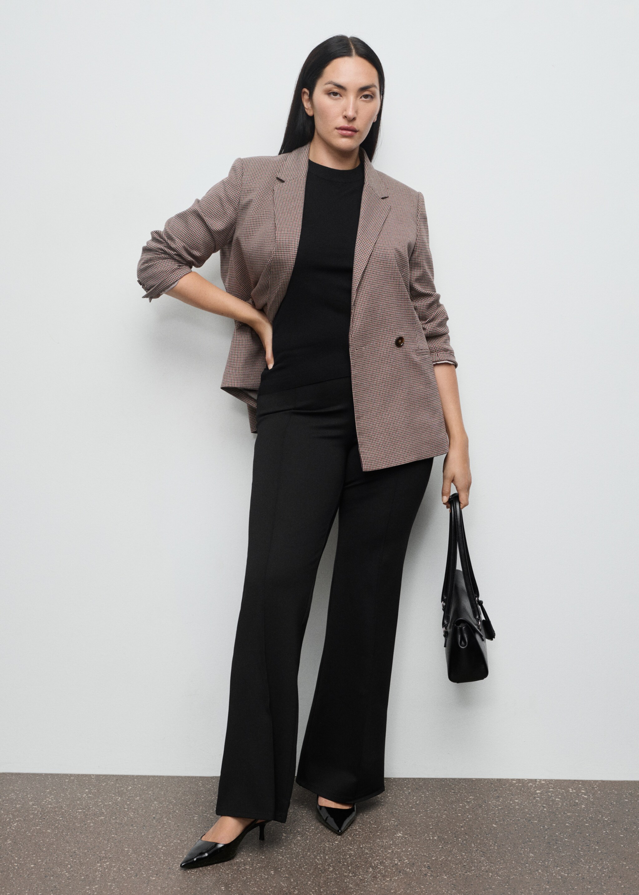 Leggings with seam detail - Details of the article 3, Black. Ref: 17055806-00.