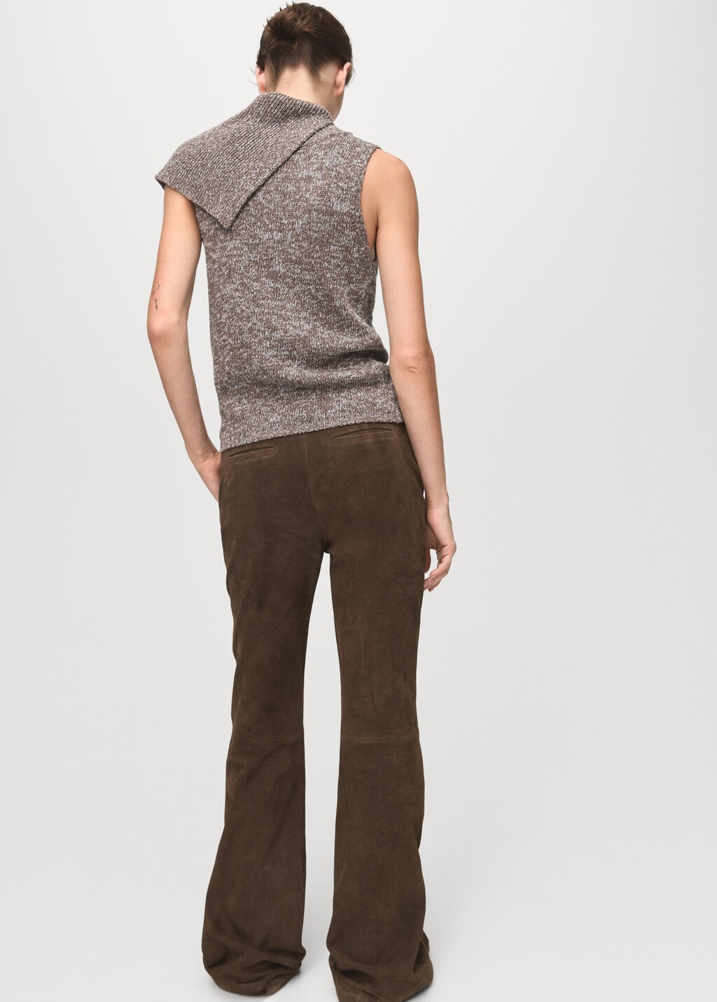 Vest with mottled wrap collar - image 3