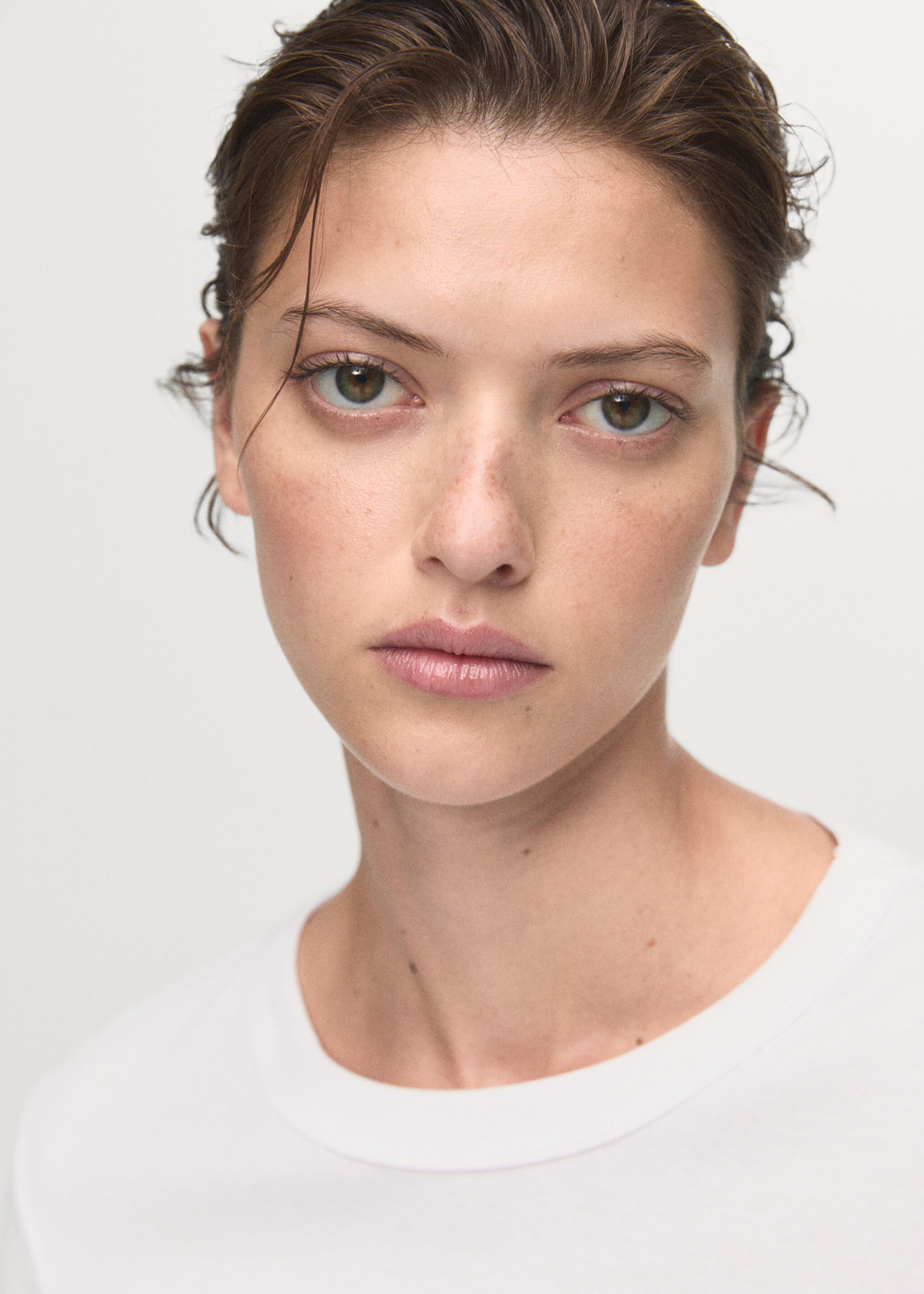 Long sleeve cotton t-shirt - Details of the article 1, White. Ref: 17055814-00.