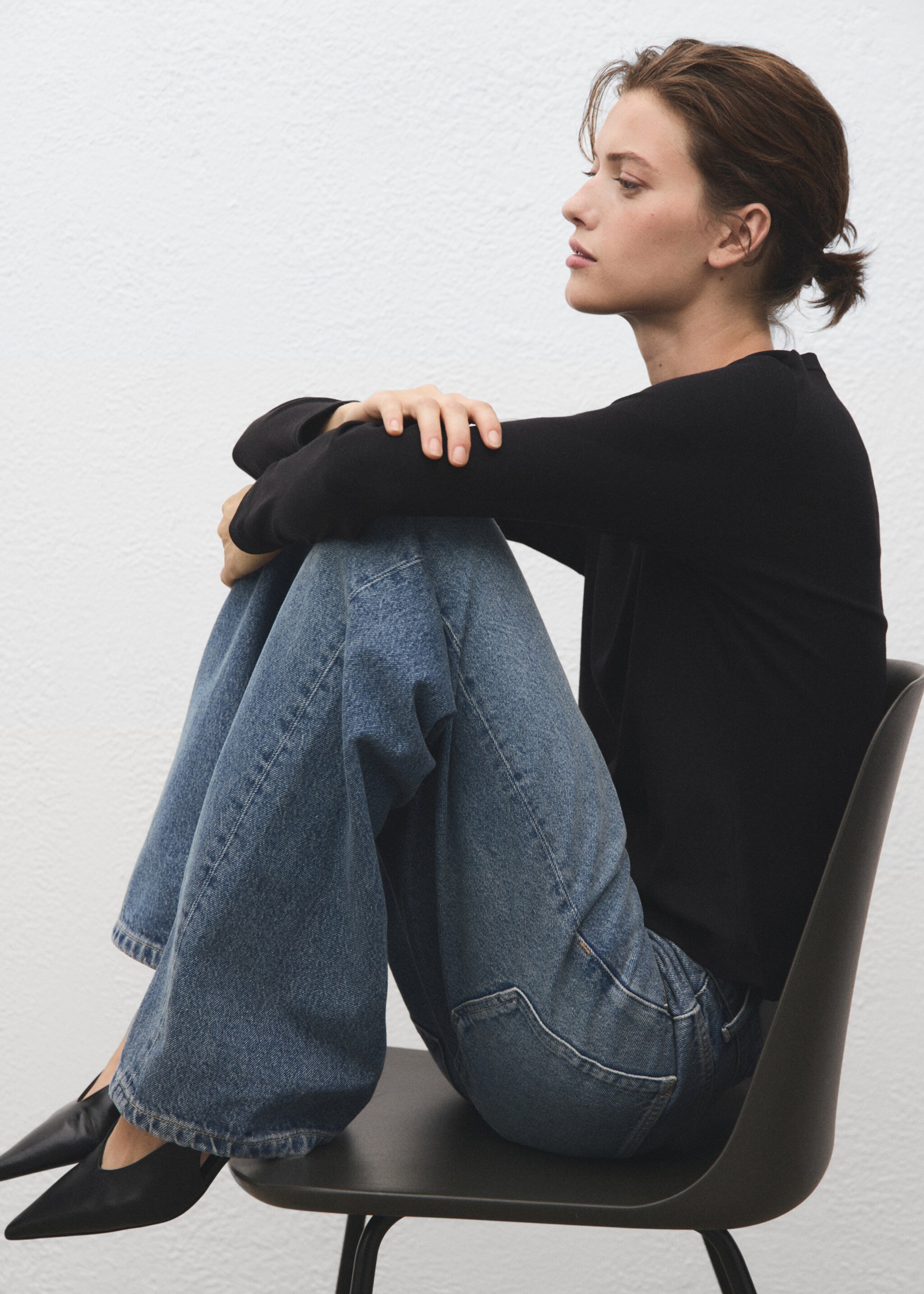 Long sleeve cotton t-shirt - Details of the article 2, Black. Ref: 17055814-00.