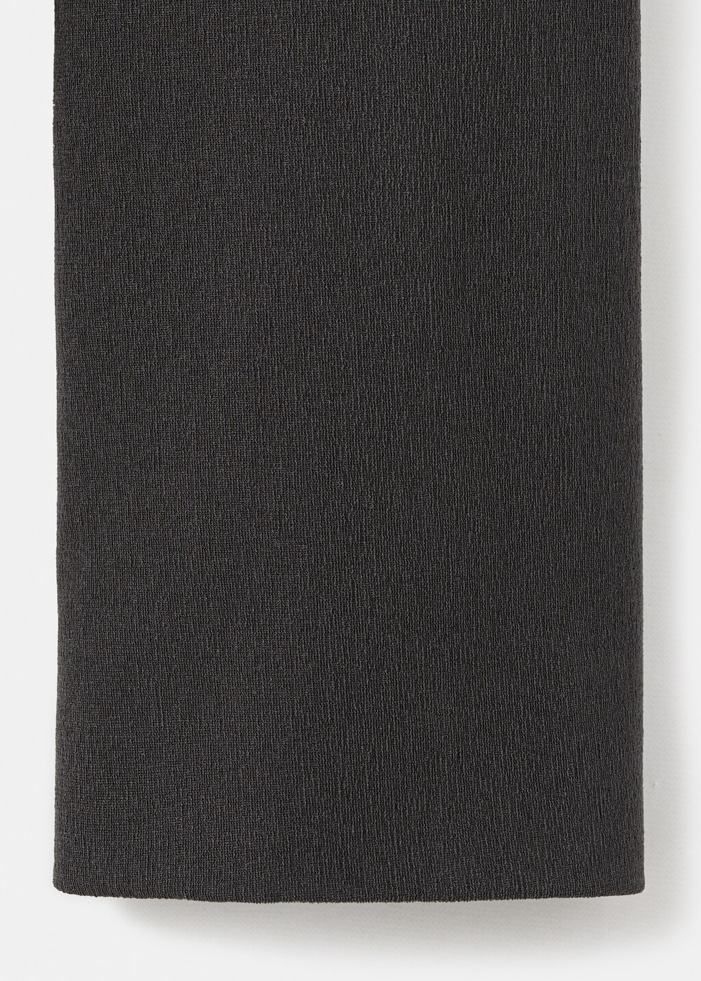 Tailored cropped suit blazer