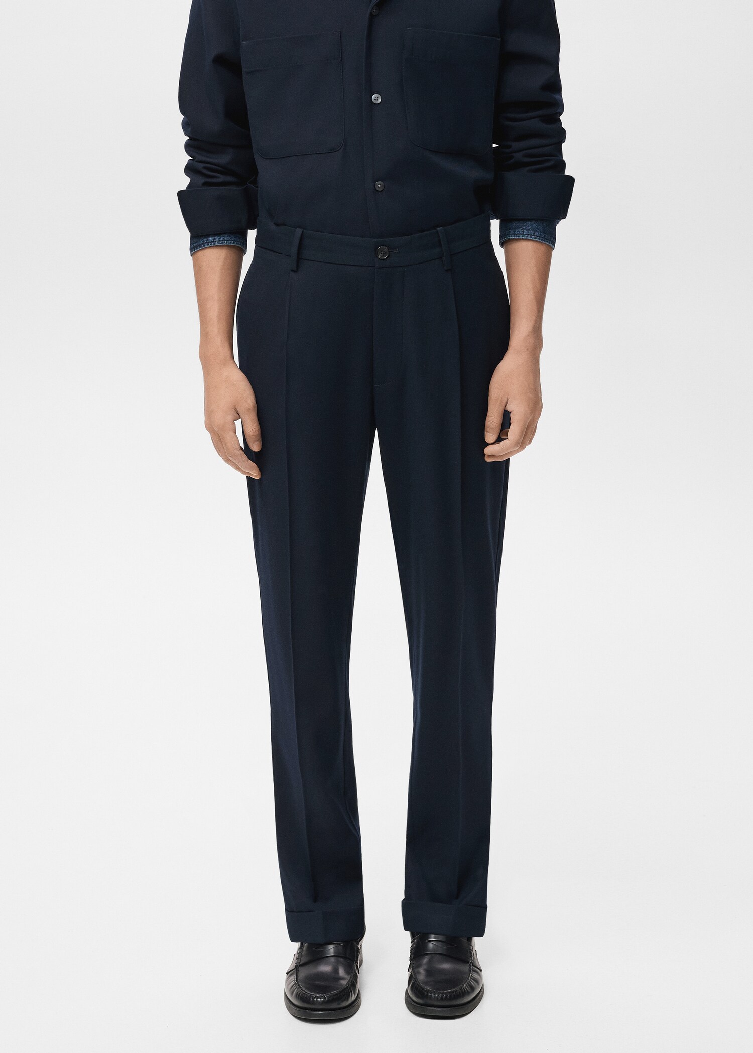 Regular-fit pleated trousers - Medium plane