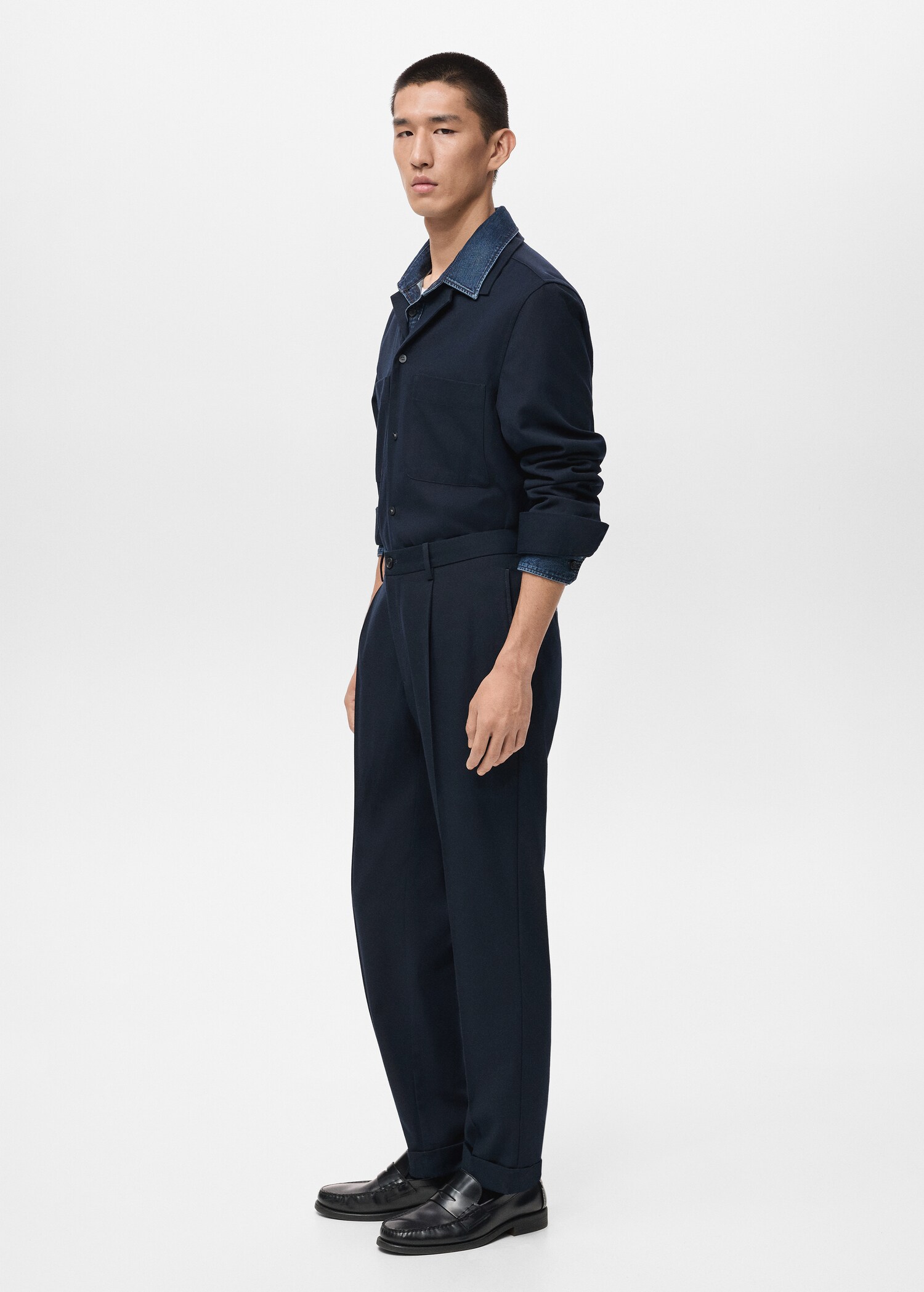 Regular-fit pleated trousers - Details of the article 2