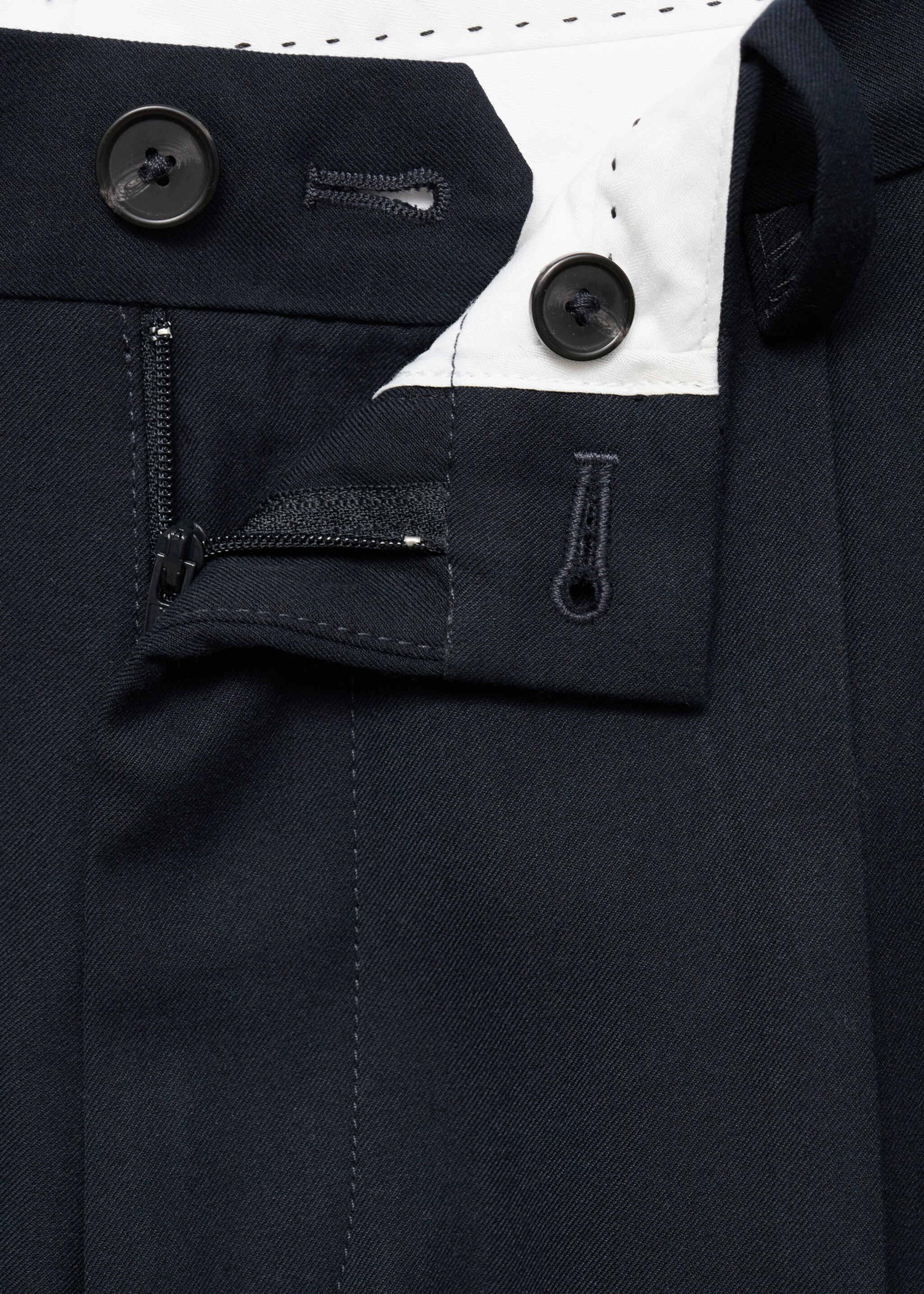 Regular-fit pleated trousers - Details of the article 8, Navy. Ref: 17055968-00.