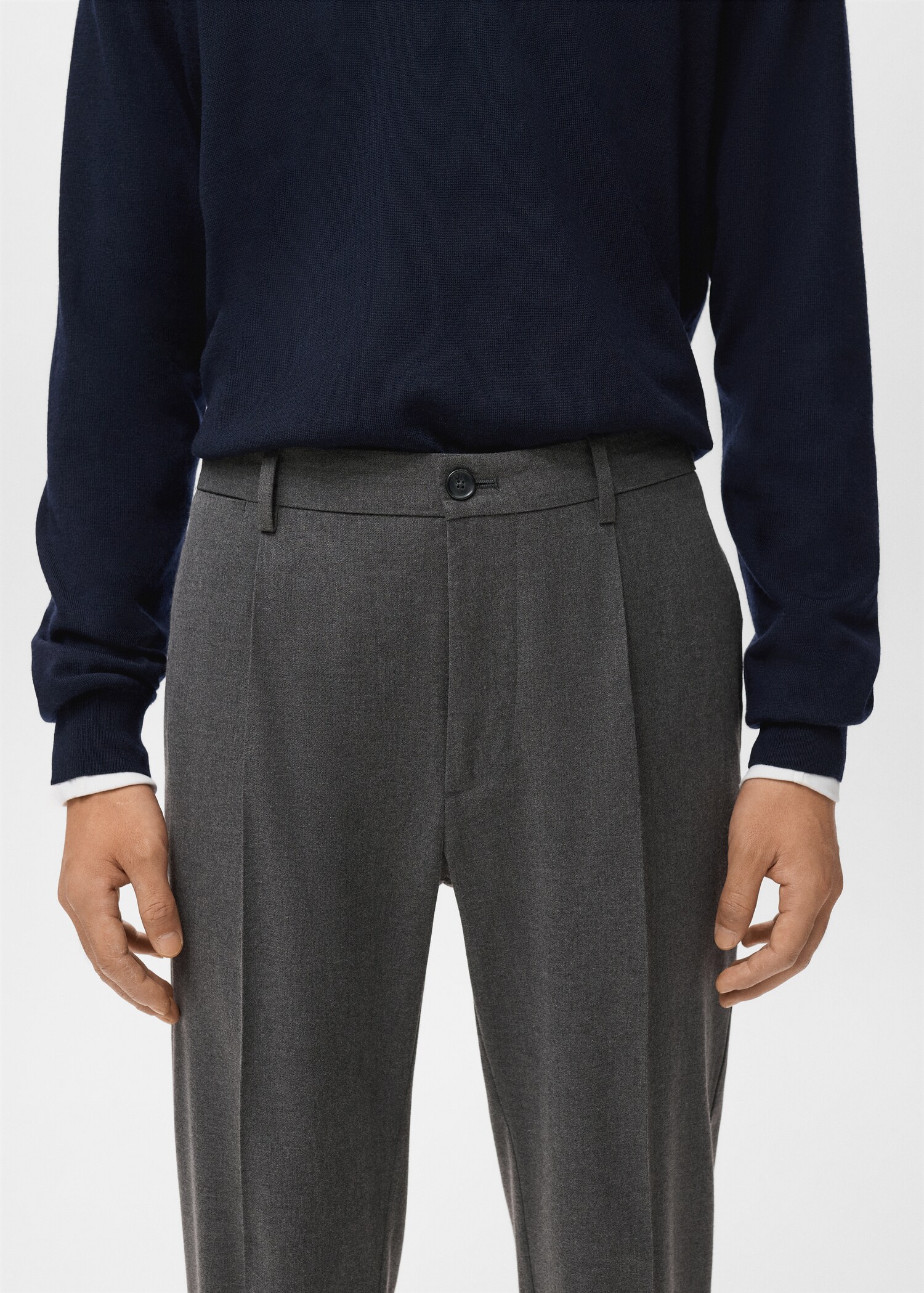 Regular-fit pleated trousers - Details of the article 1