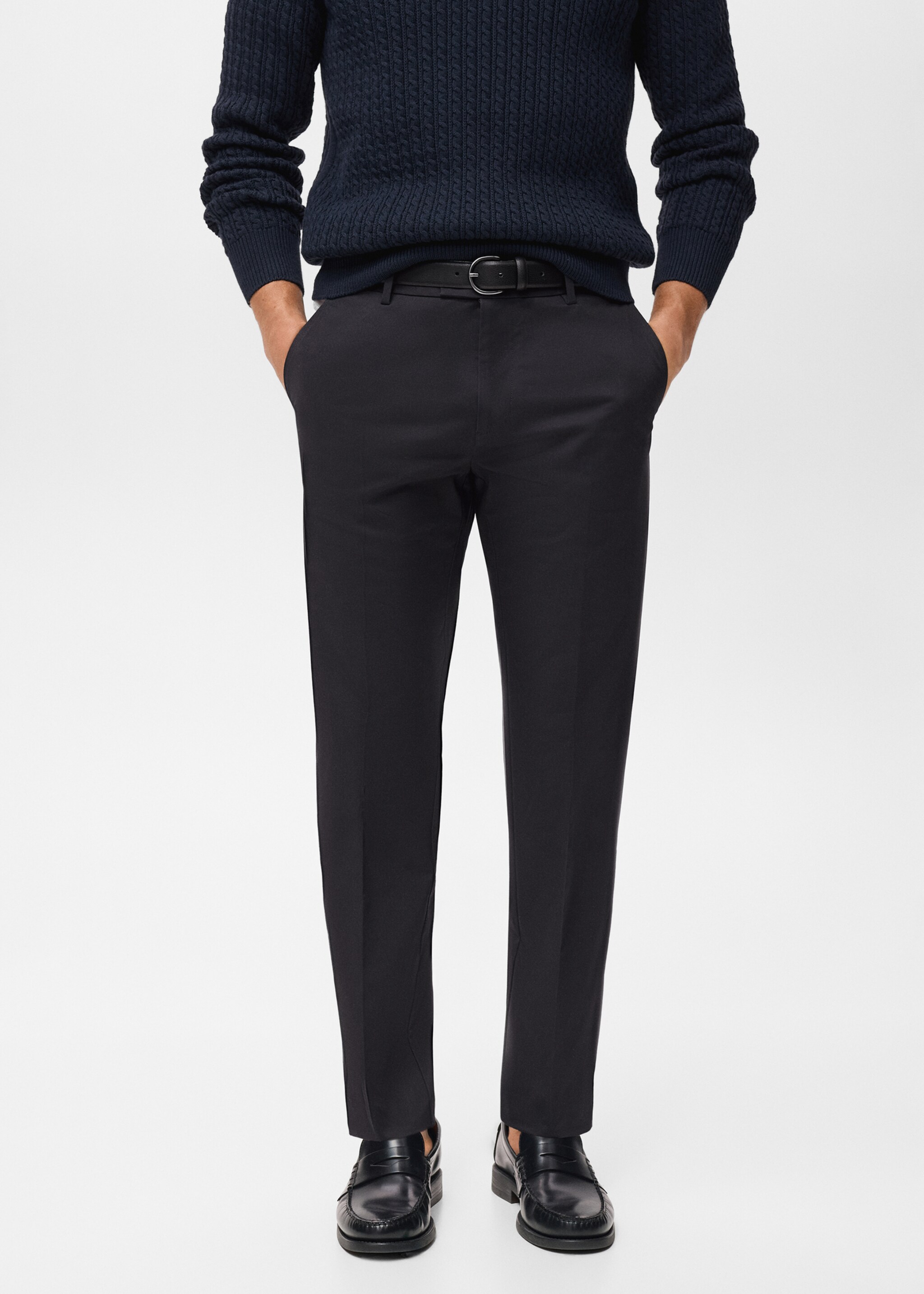Regular-fit cotton trousers - Medium plane, Black. Ref: 17055969-00.