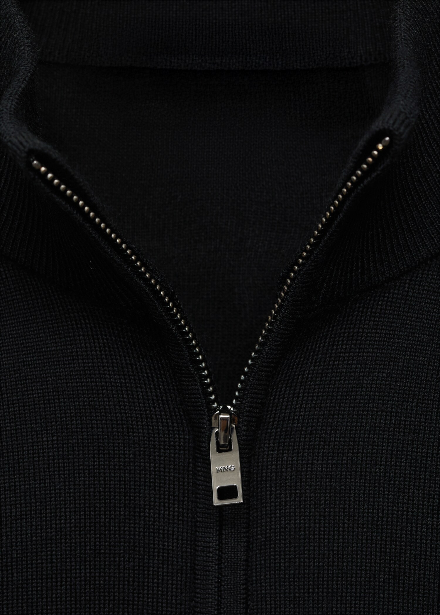 Pull-over 100 % laine col montant - Détail de l'article 8