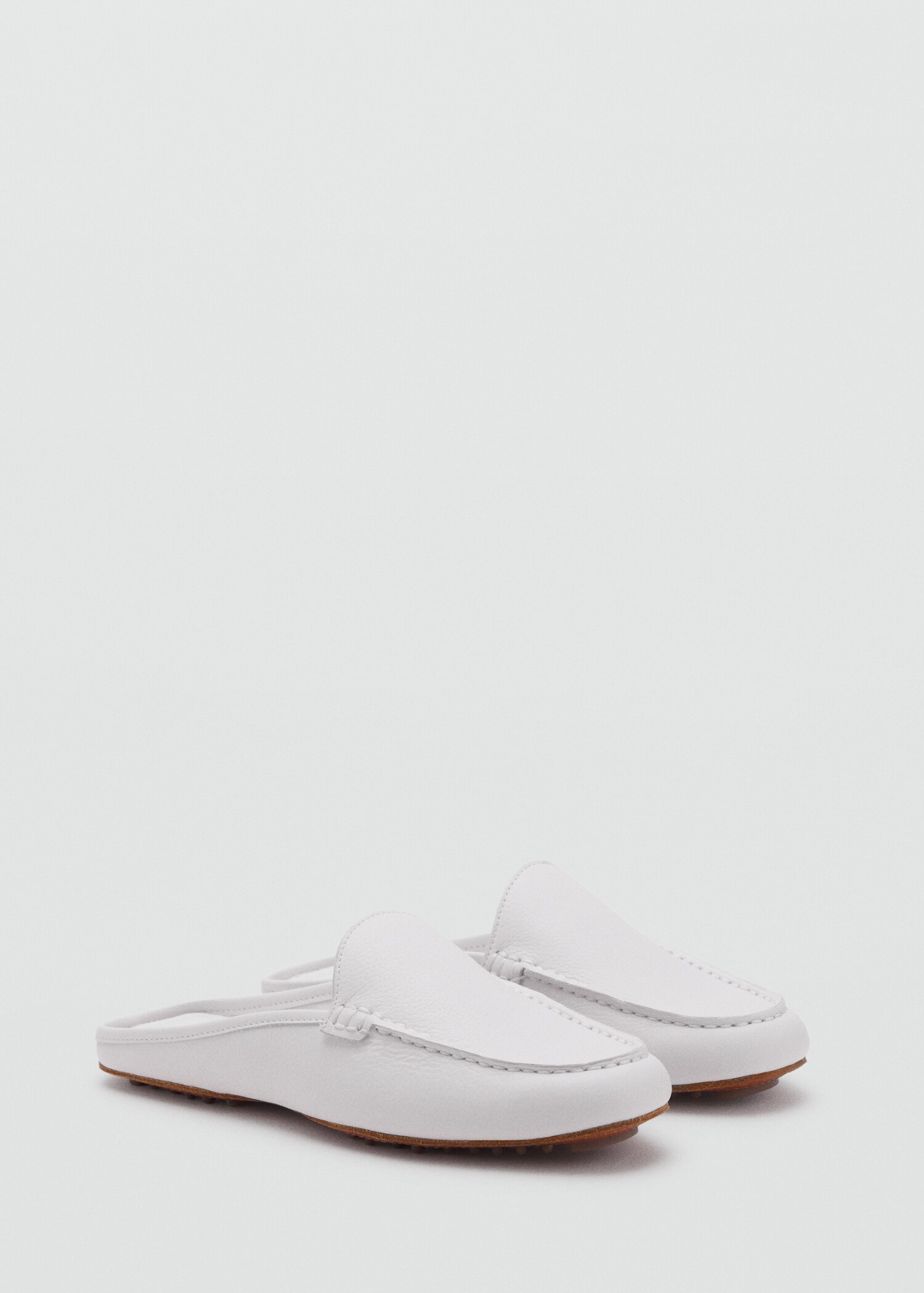 Chaussures plates cuir - Plan moyen
